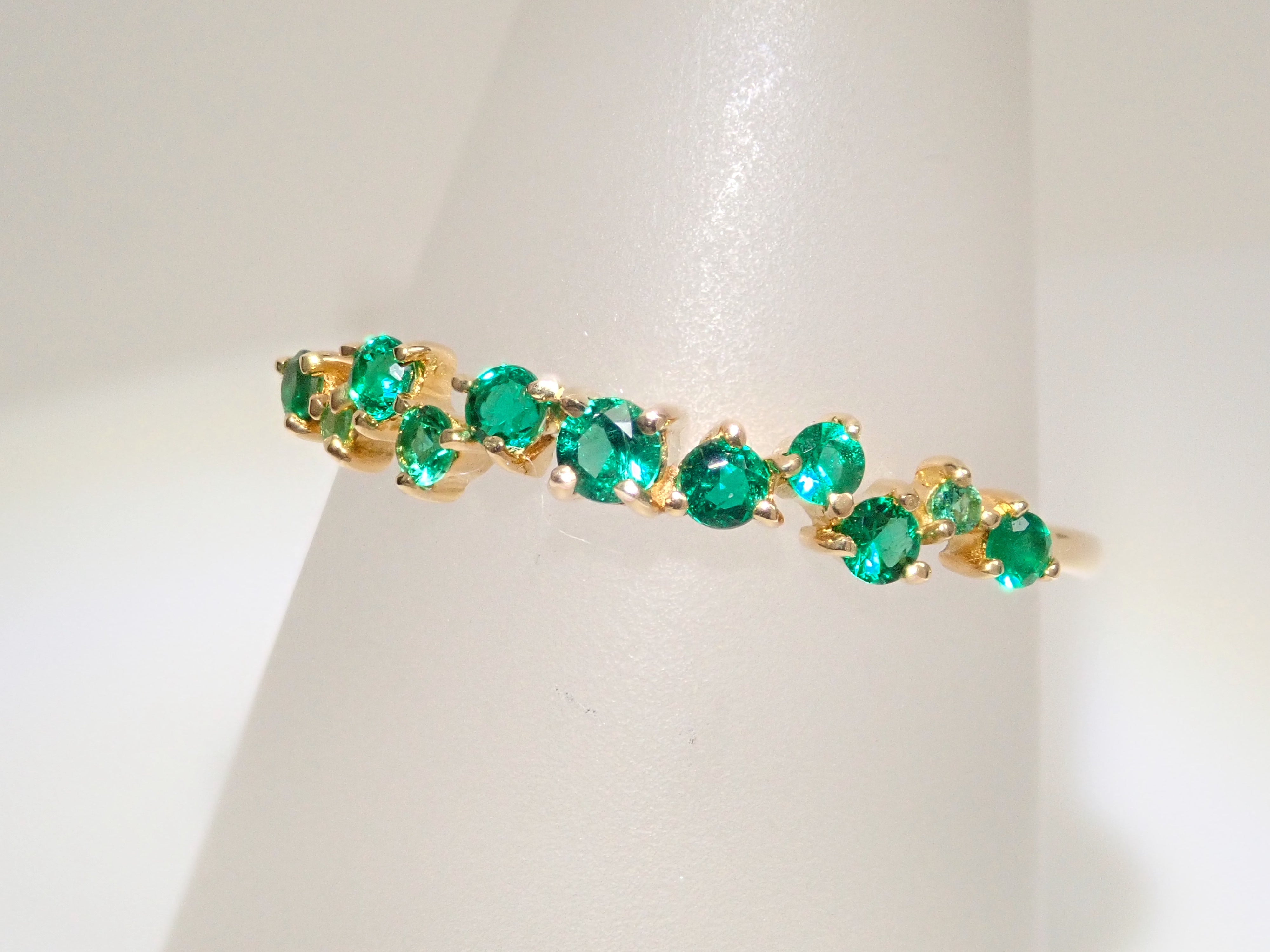18K Yellow Gold Colombian Emerald Ring