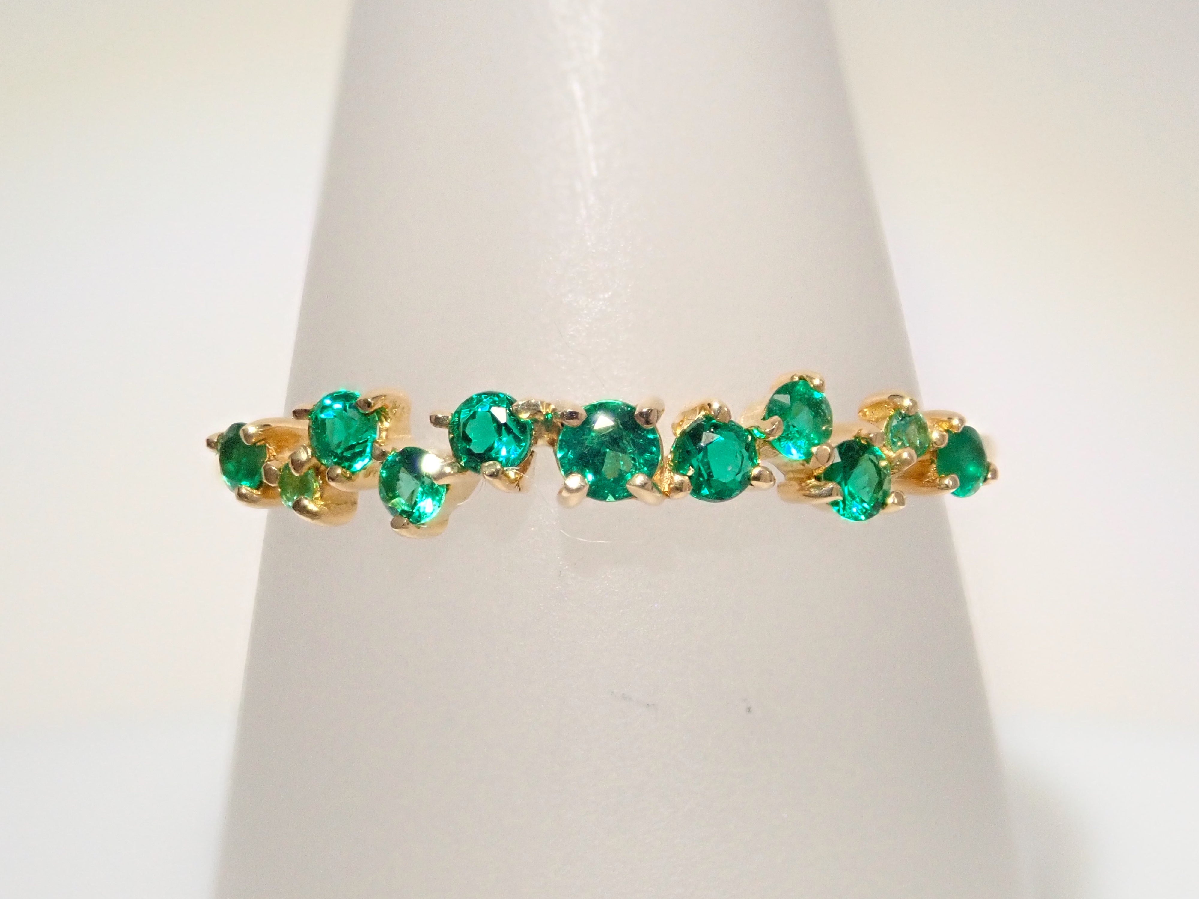 18K Yellow Gold Colombian Emerald Ring