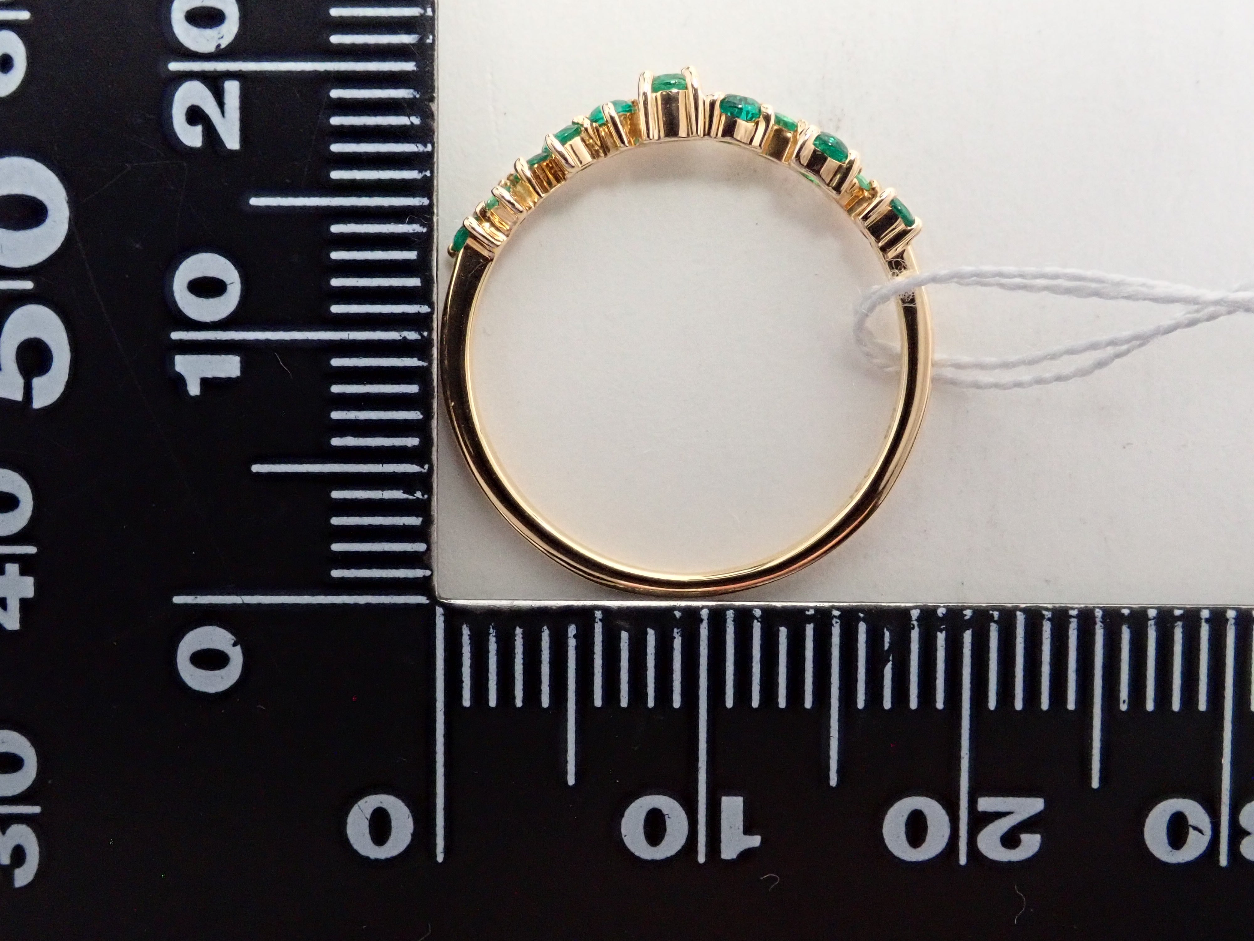 18K Yellow Gold Colombian Emerald Ring