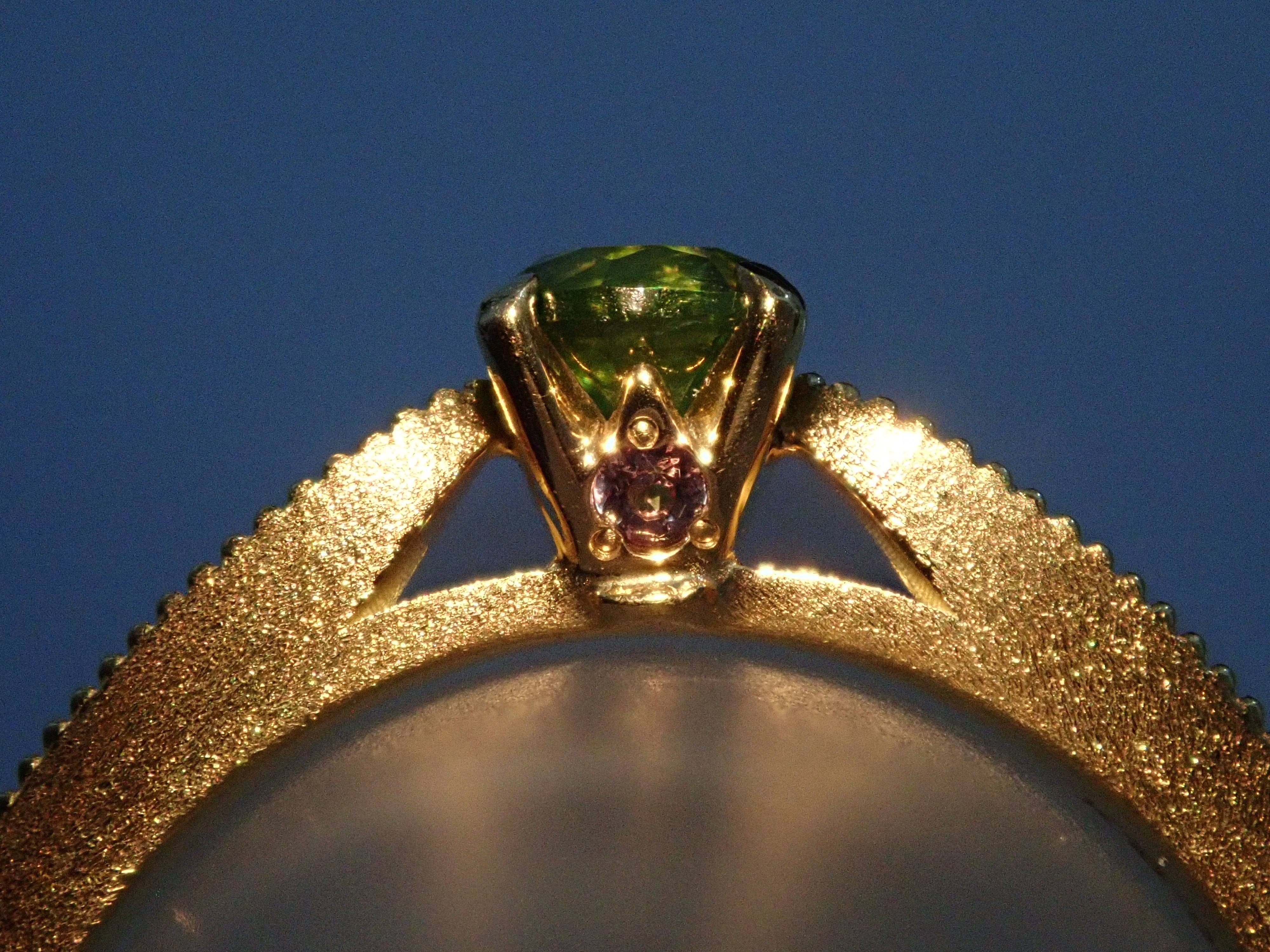 【抽獎活動 0201_07】18K黃金俄羅斯翠榴石(馬尾紋認證)0.382克拉戒指