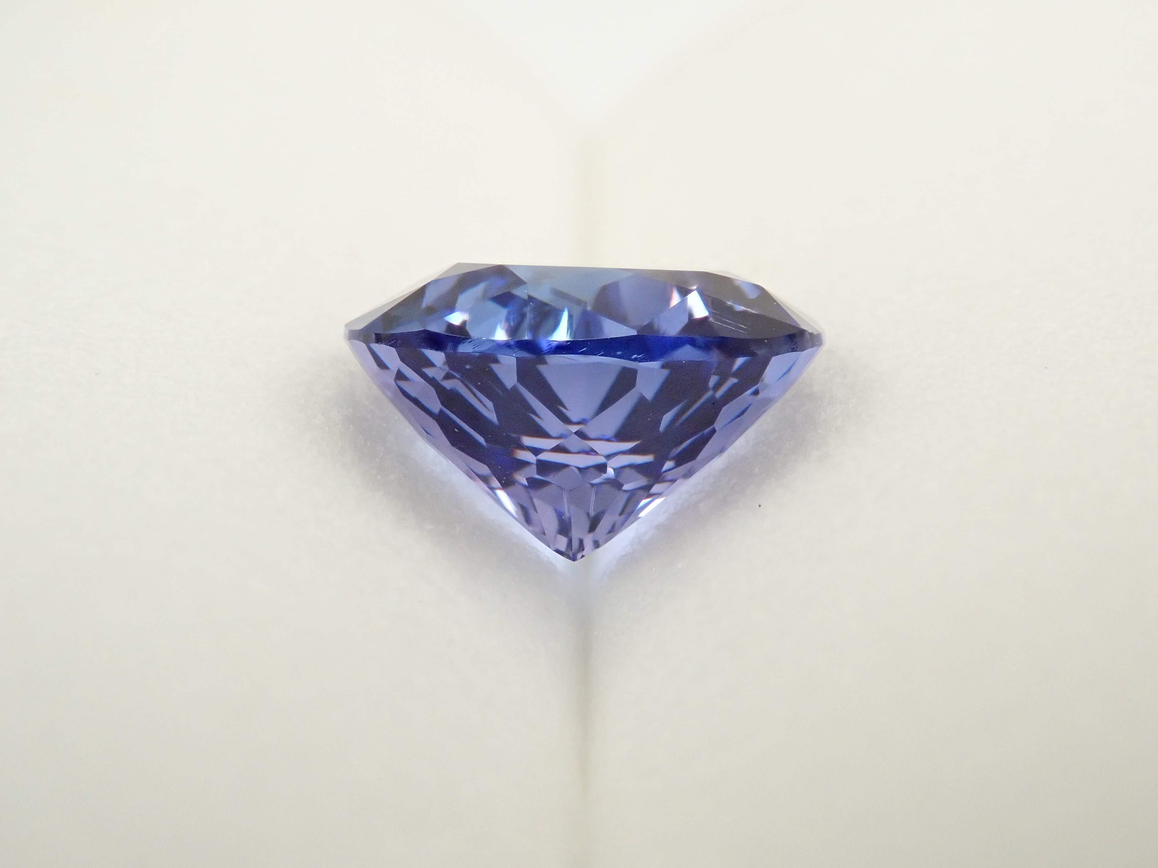 【1月11日 22:00 特價】坦尚尼亞產坦桑石 2.777克拉 裸石