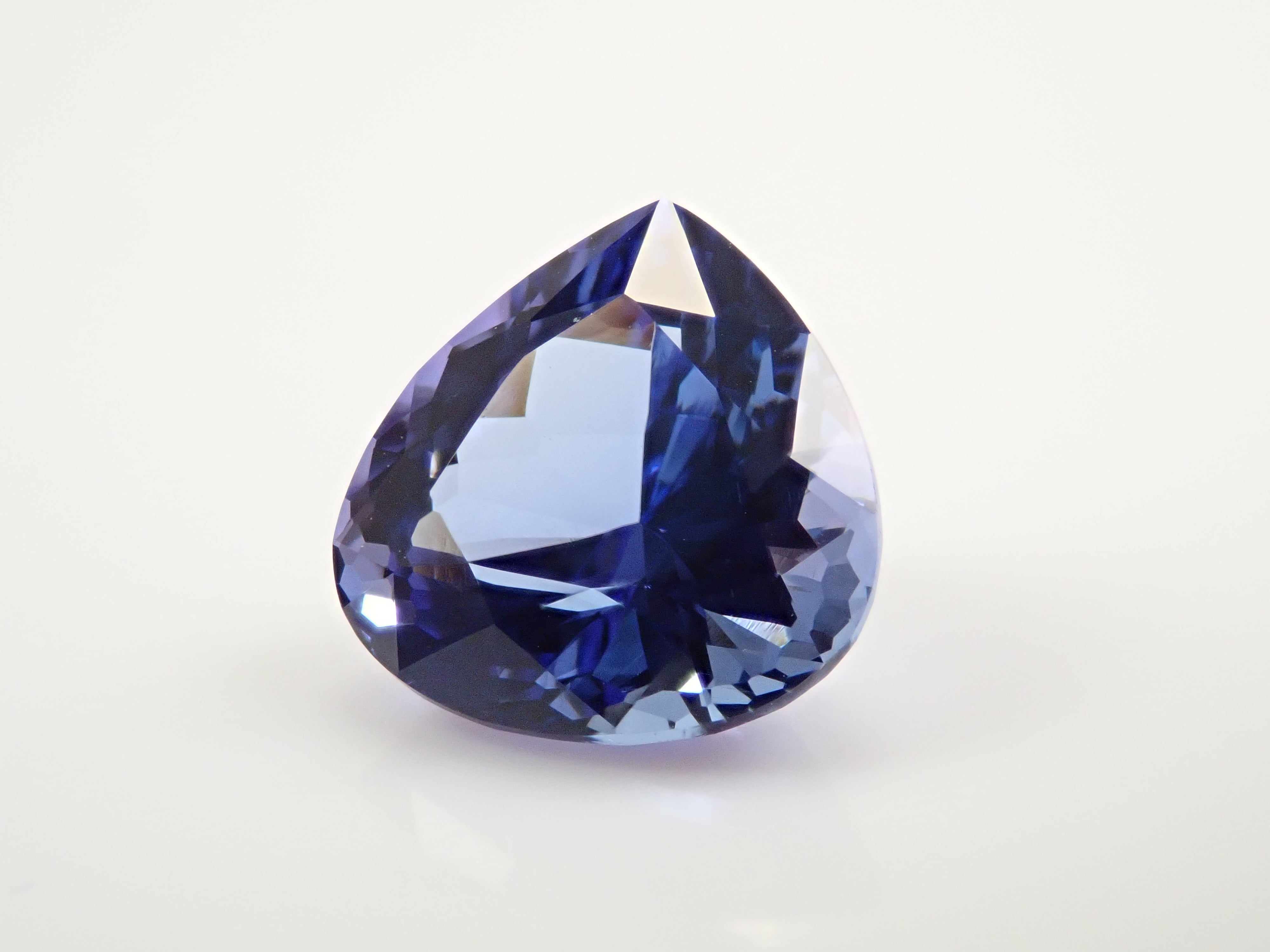 【1月11日 22:00 特價】坦尚尼亞產坦桑石 2.777克拉 裸石