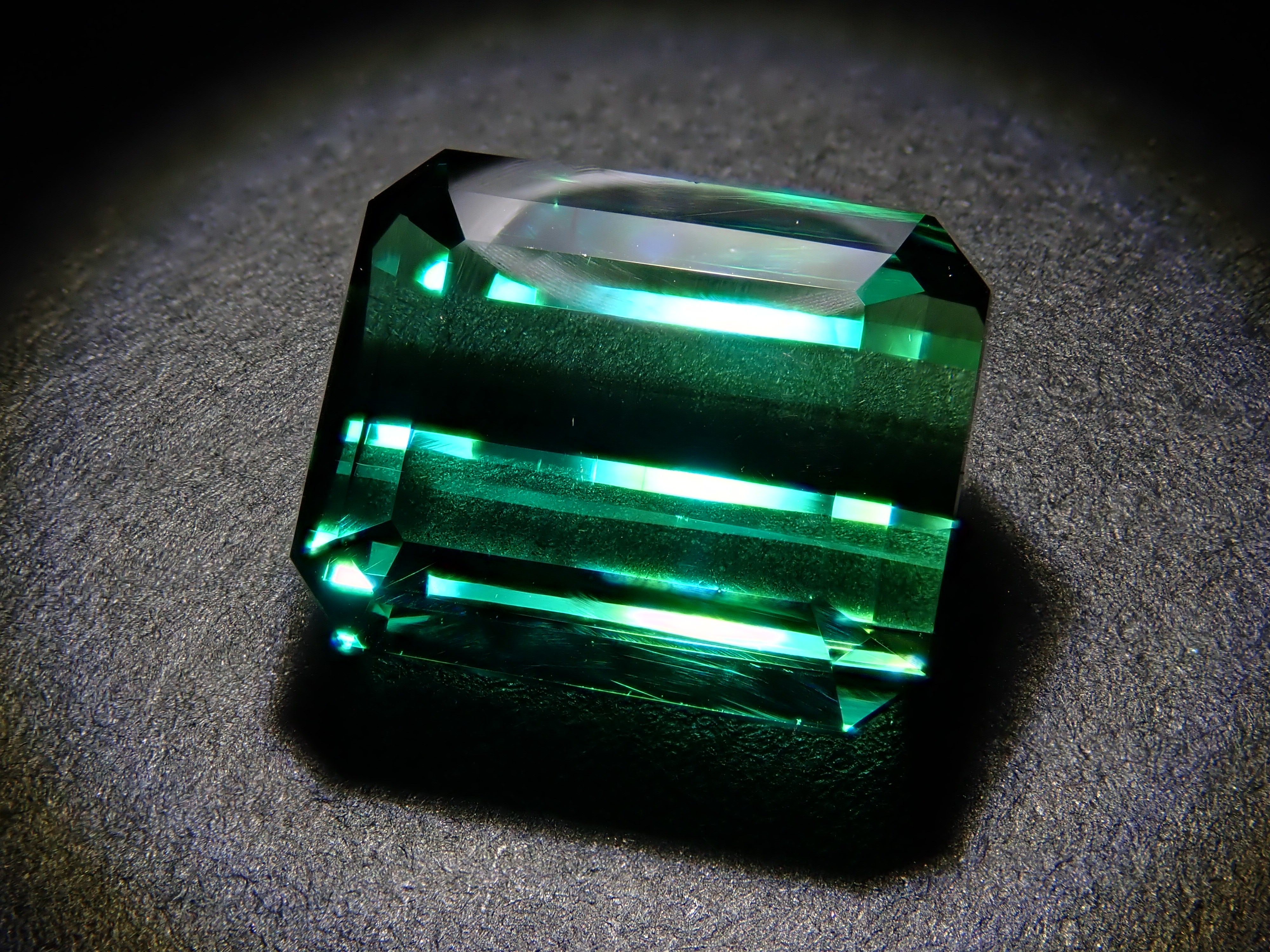 【1/11 22時販売】ブラジル産グリーントルマリン 4.345ctルース