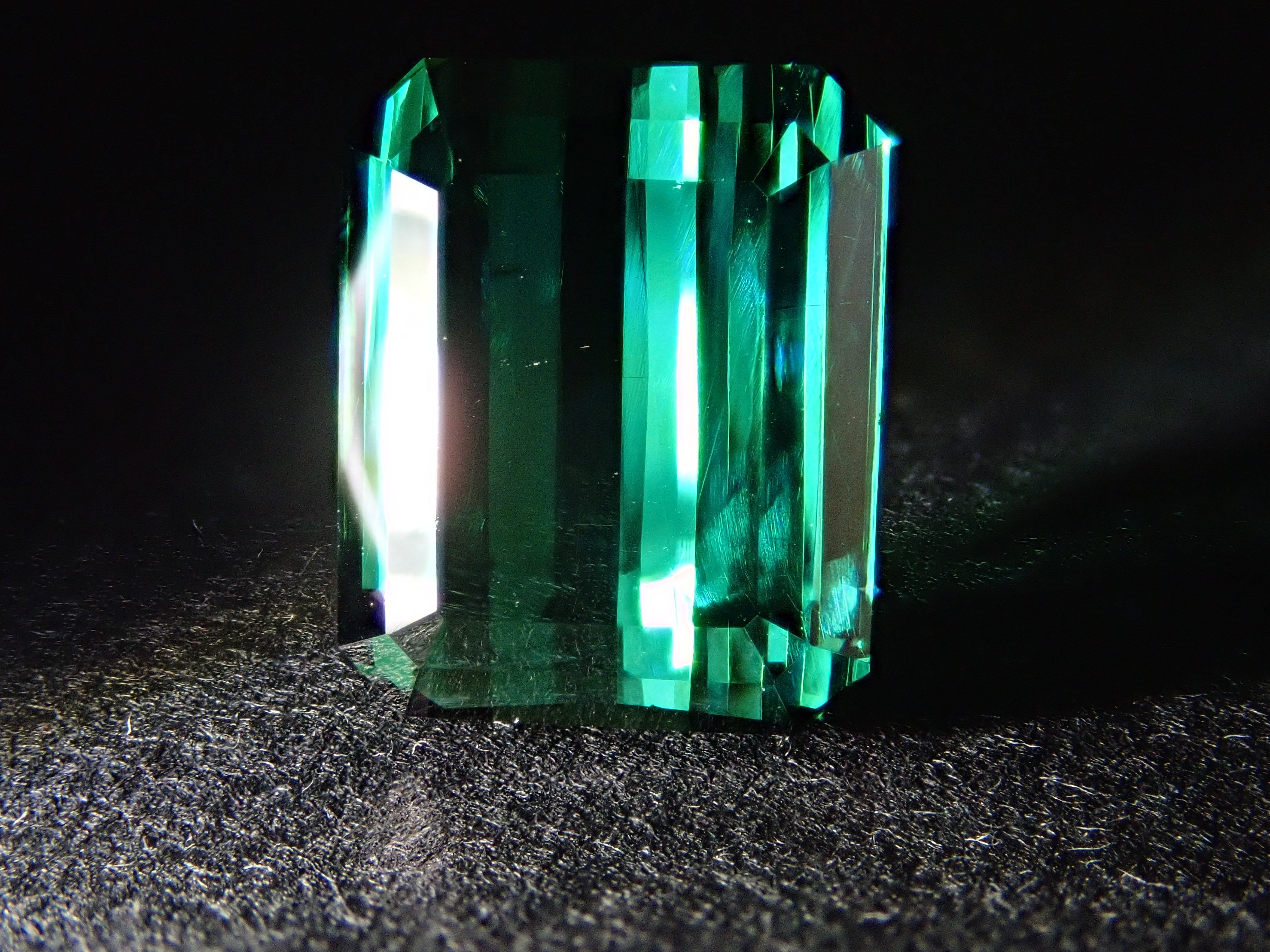 【1/11 22時販売】ブラジル産グリーントルマリン 4.345ctルース