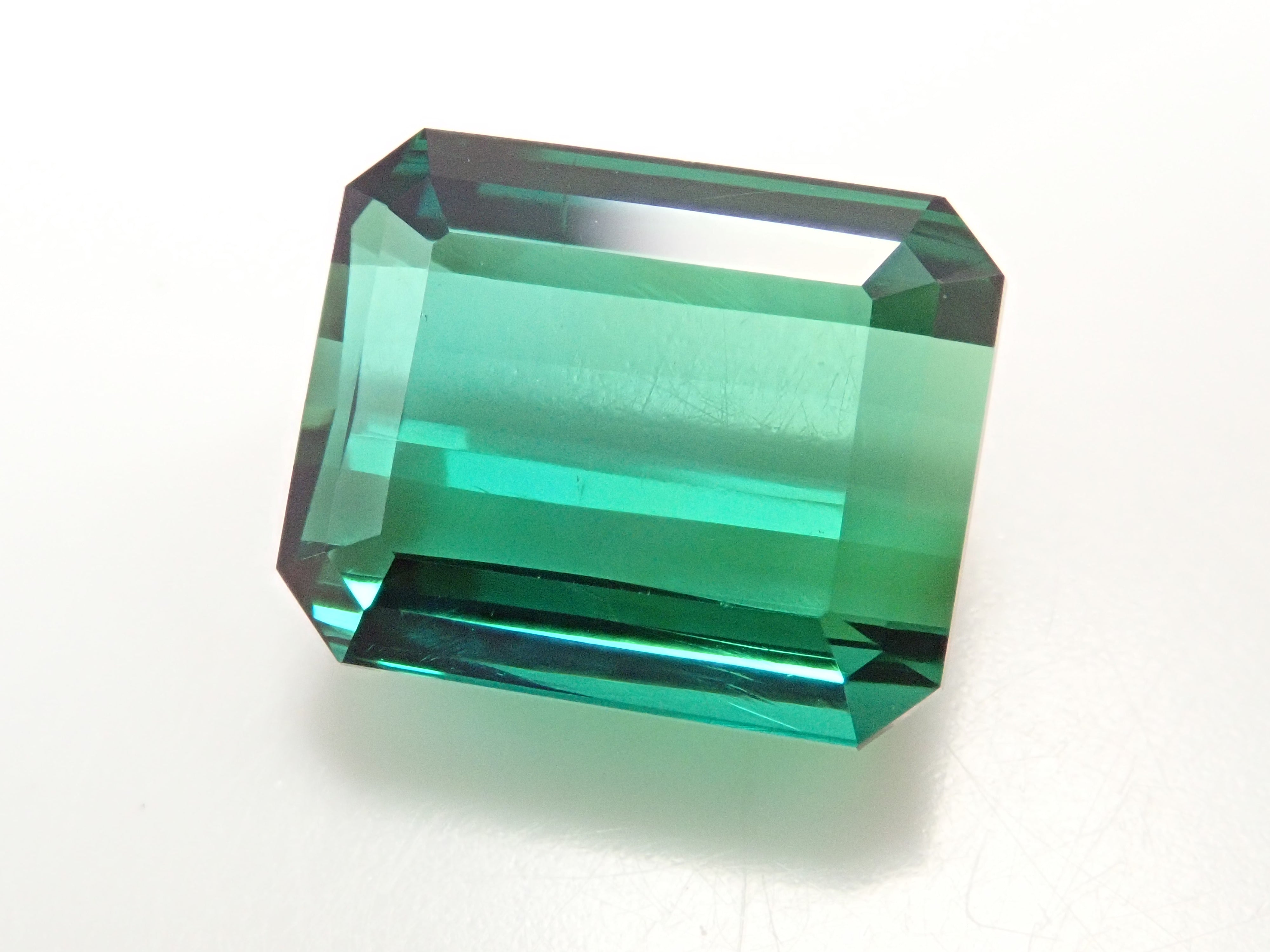 【1月11日 22:00 特價】巴西綠碧璽 4.345克拉 裸石