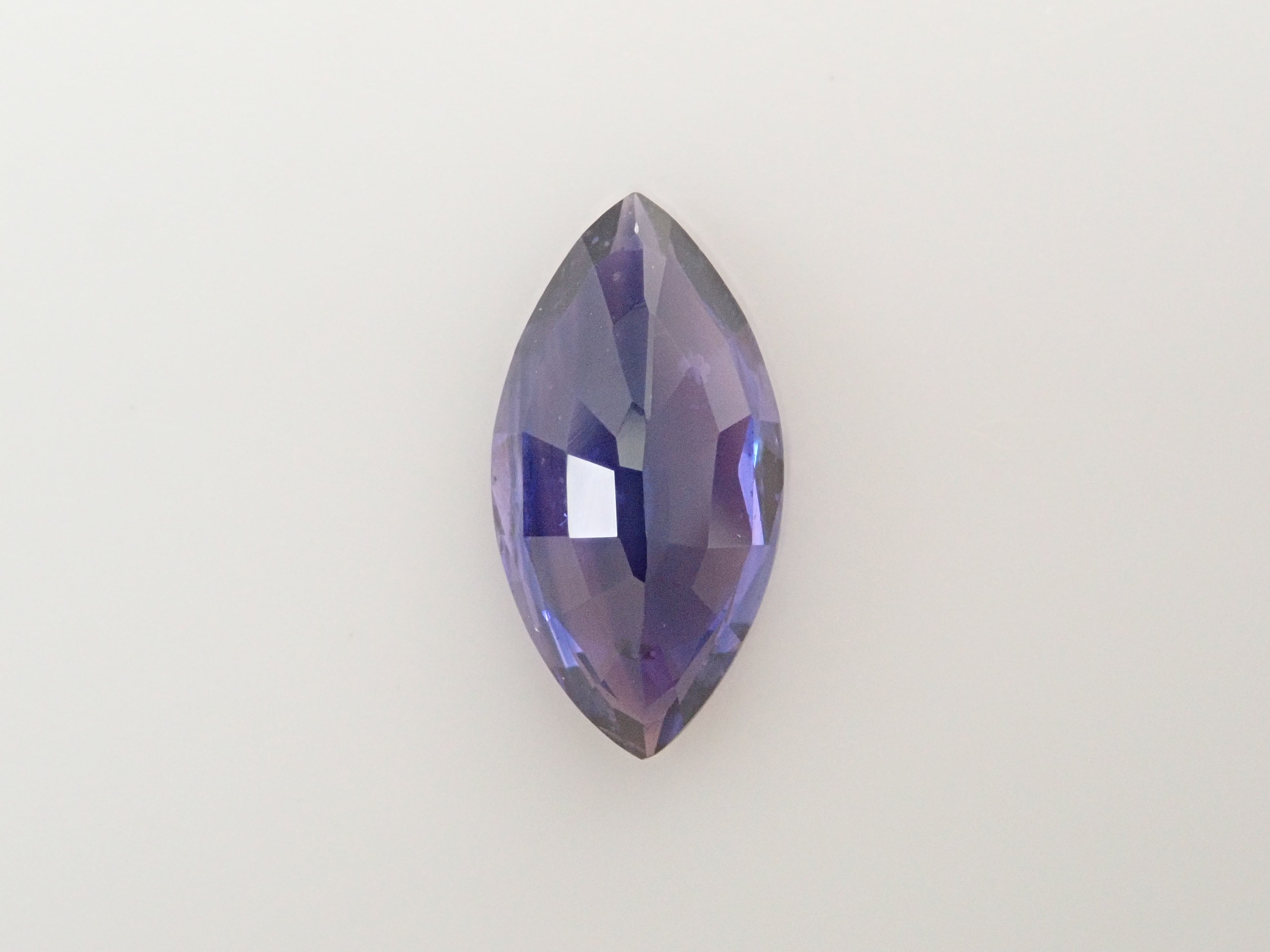 【1/11 22時販売】タンザニア産ヴァイオレットサファイア 0.920ctルース