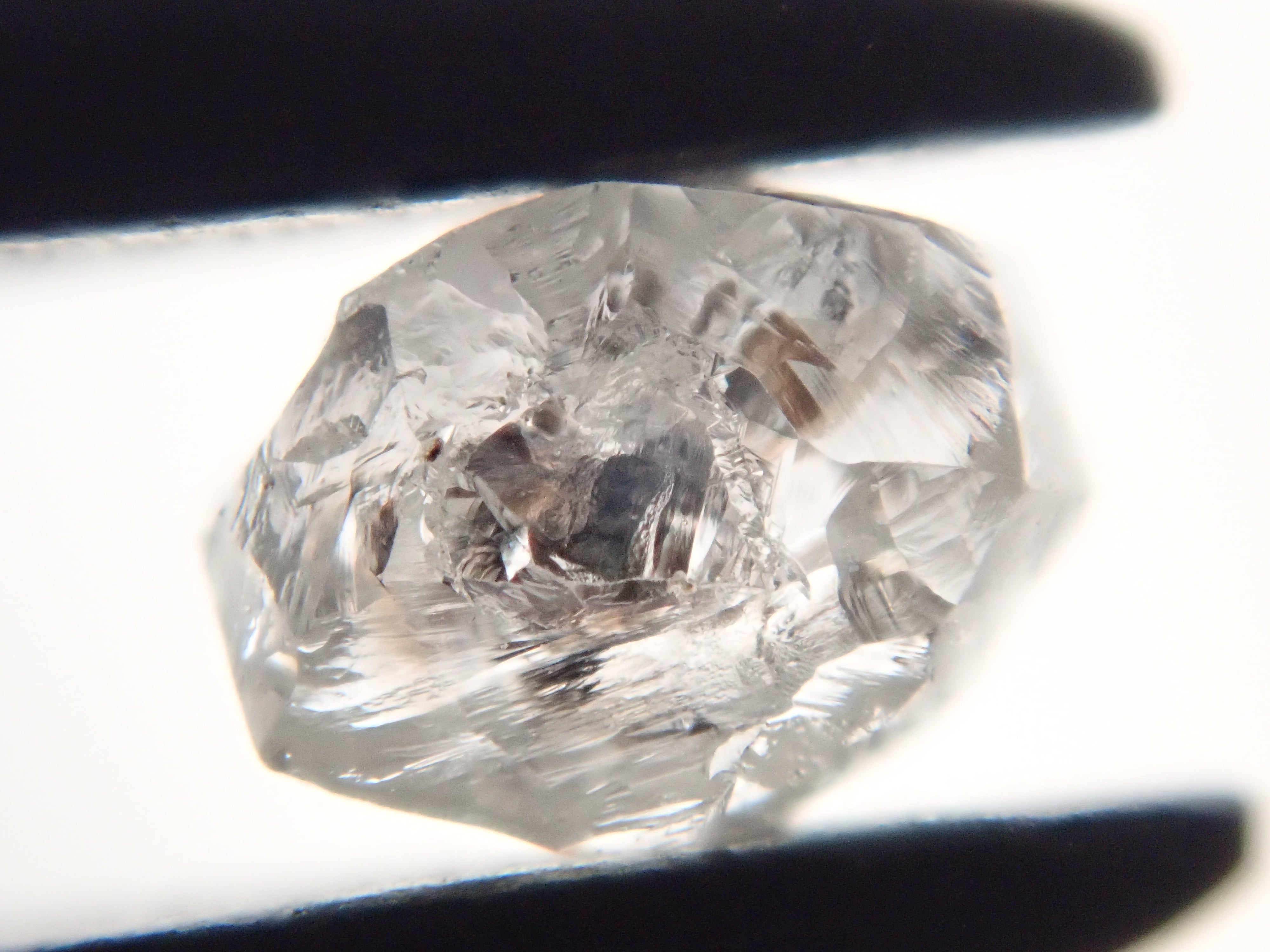 【1/12 22時販売】ダイヤモンド 0.245ct原石(トライゴン有り)