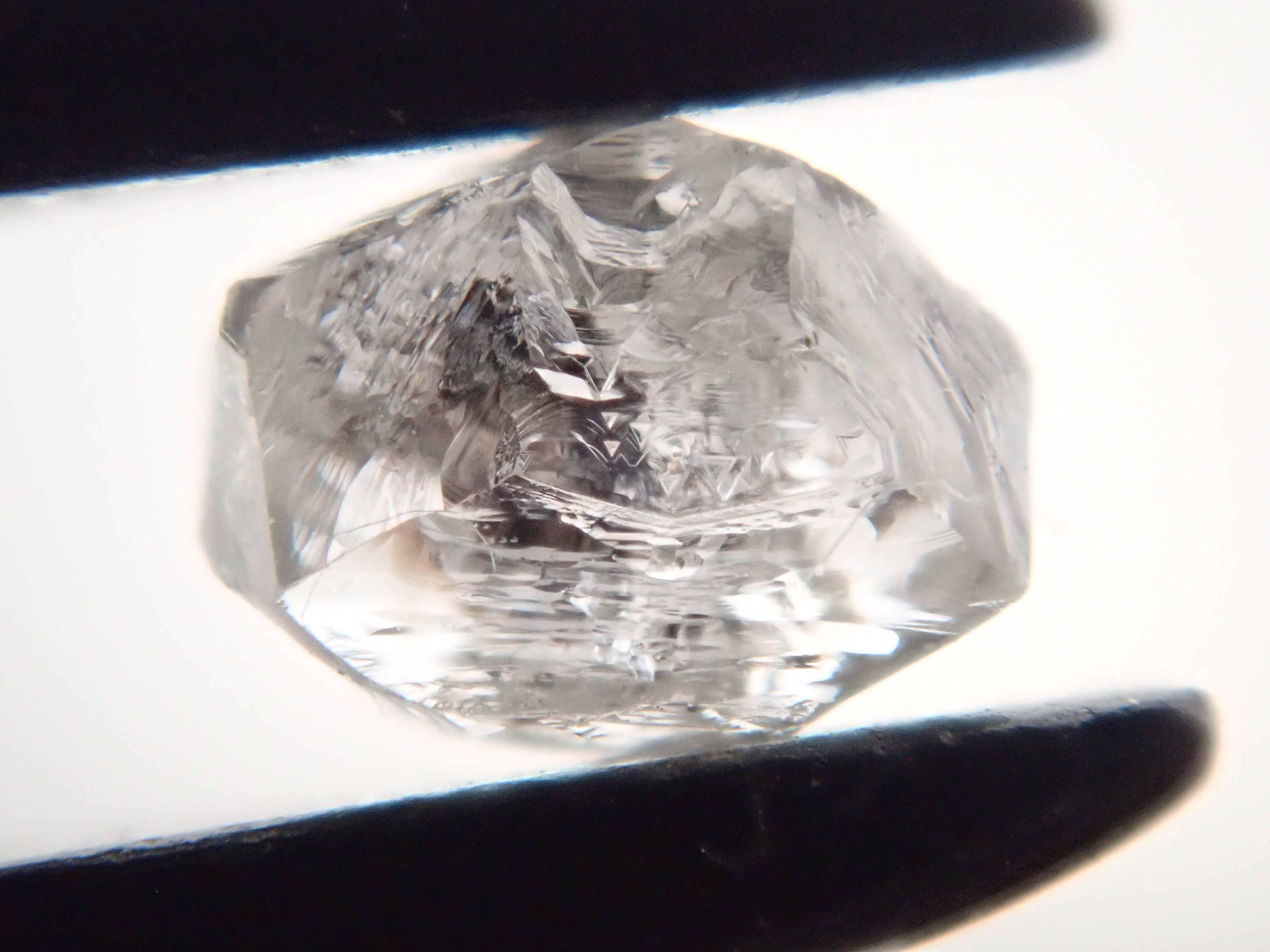 【1/12 22時販売】ダイヤモンド 0.245ct原石(トライゴン有り)