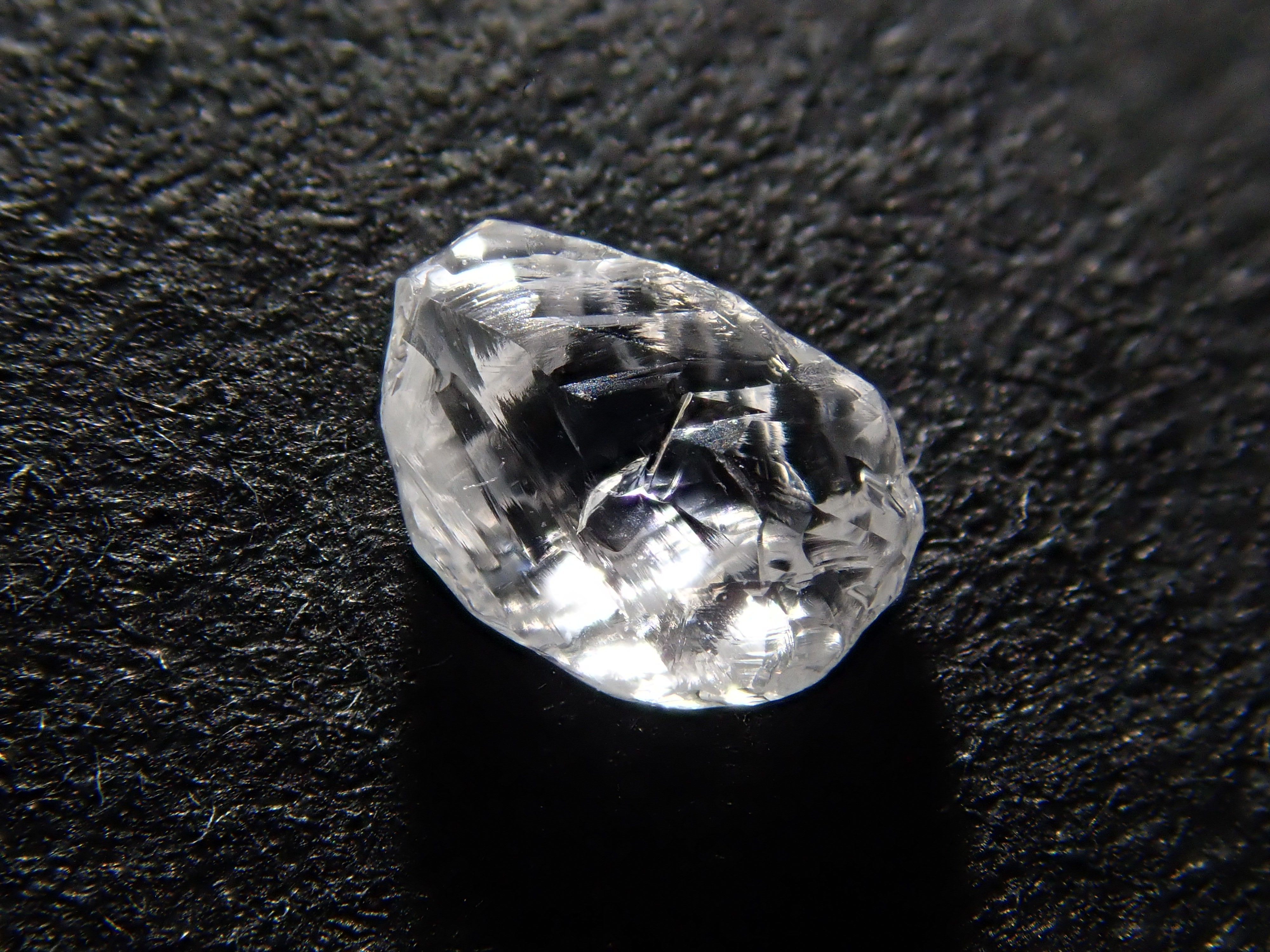 【1/12 22時販売】ダイヤモンド原石(メイカブル) 0.204ct原石