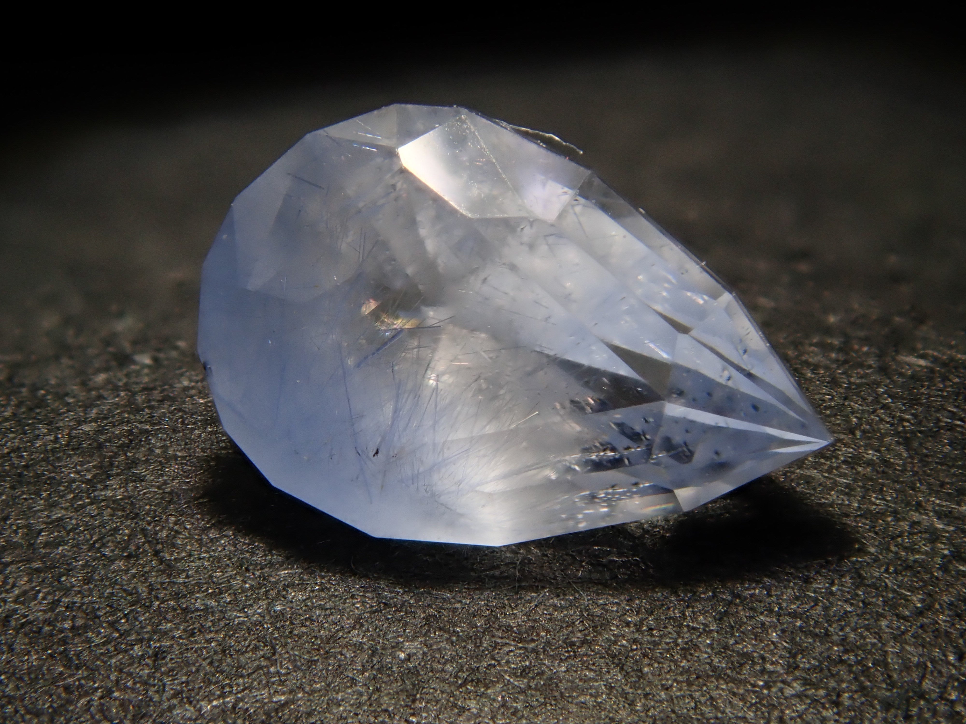 【1/11 22時販売】ブラジル産デュモルチェライトインクォーツ 0.382ctルース