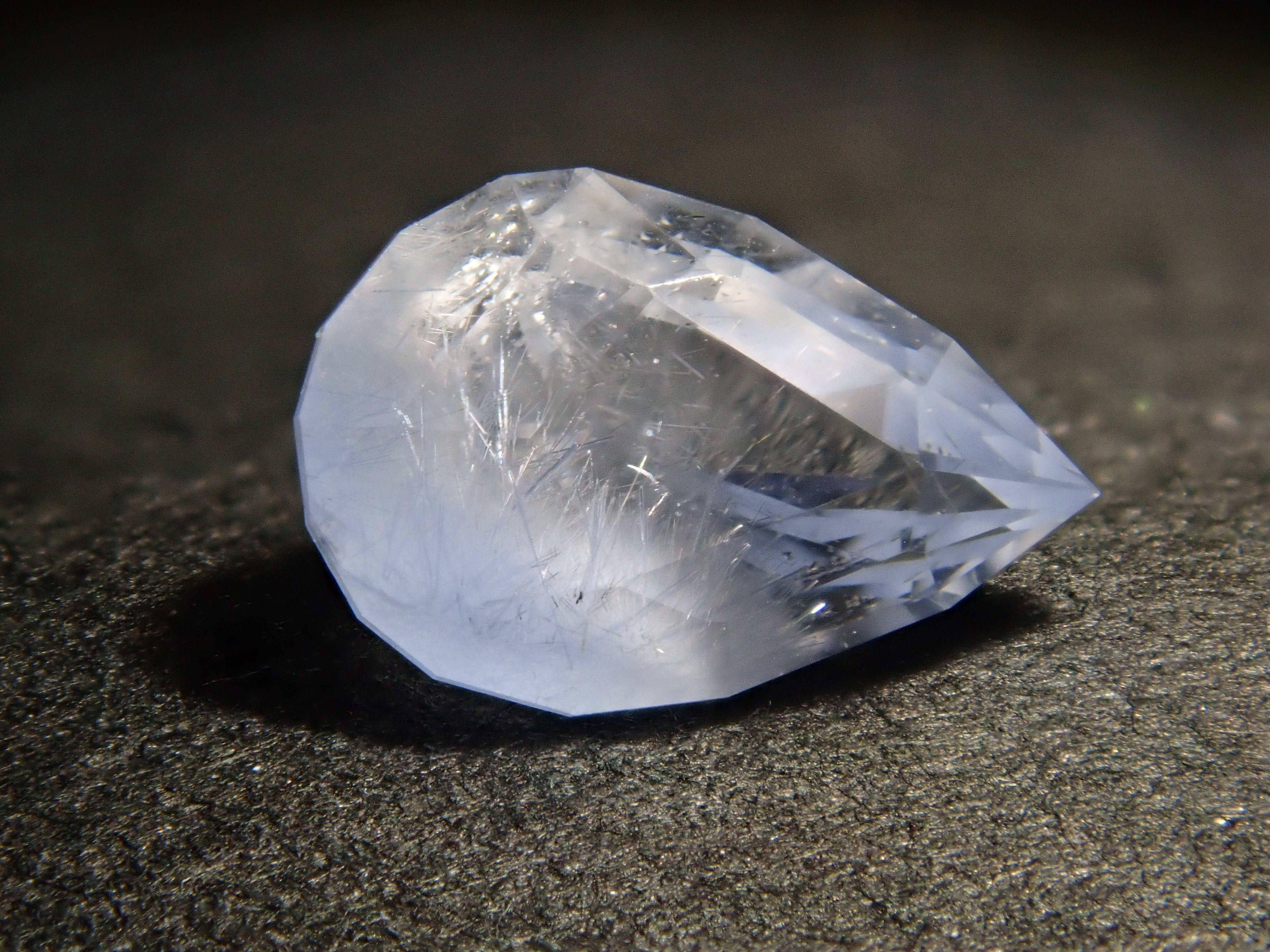 【1/11 22時販売】ブラジル産デュモルチェライトインクォーツ 0.382ctルース