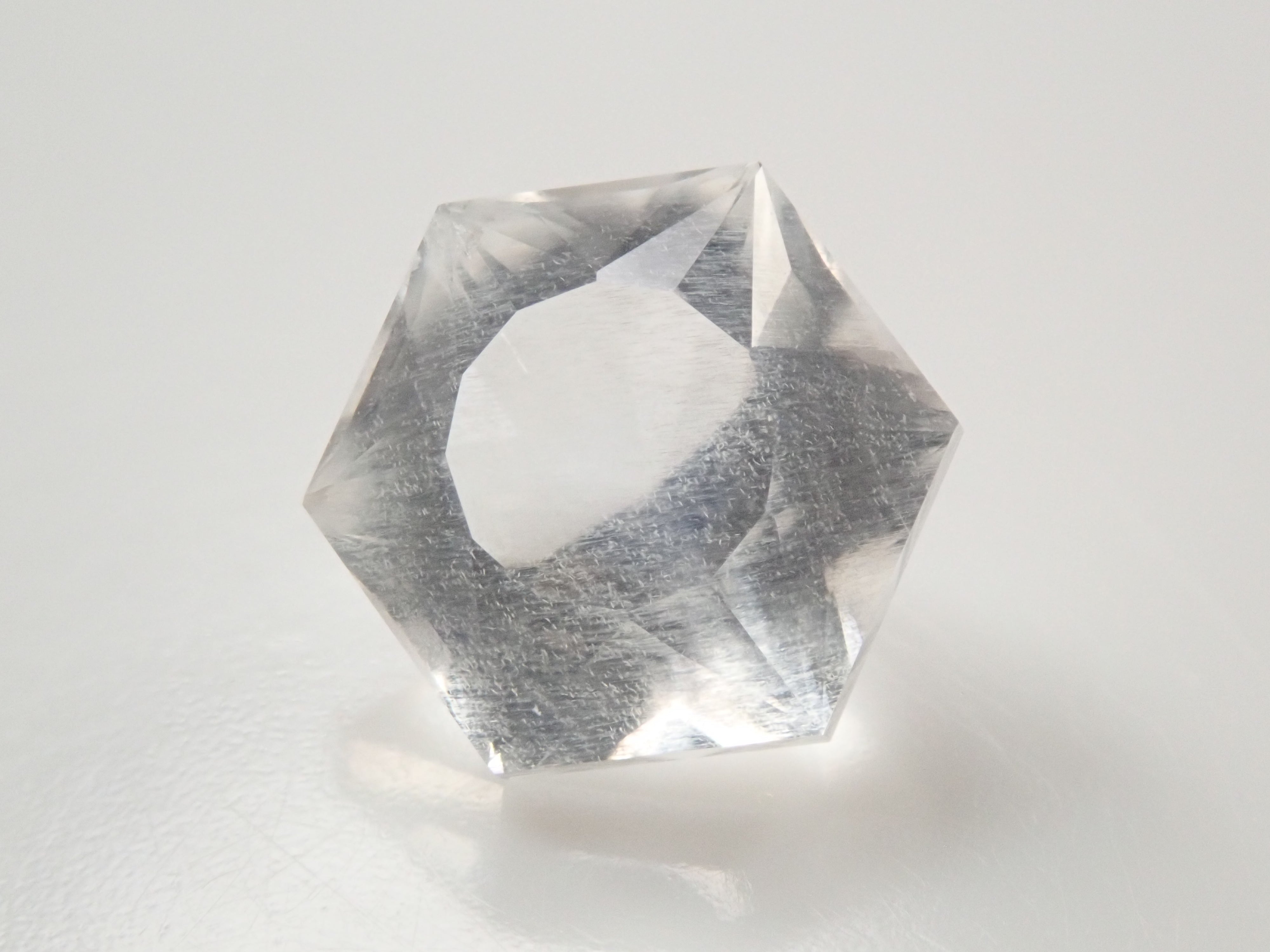 タンザニア産ペリステライト 1.592ctルース