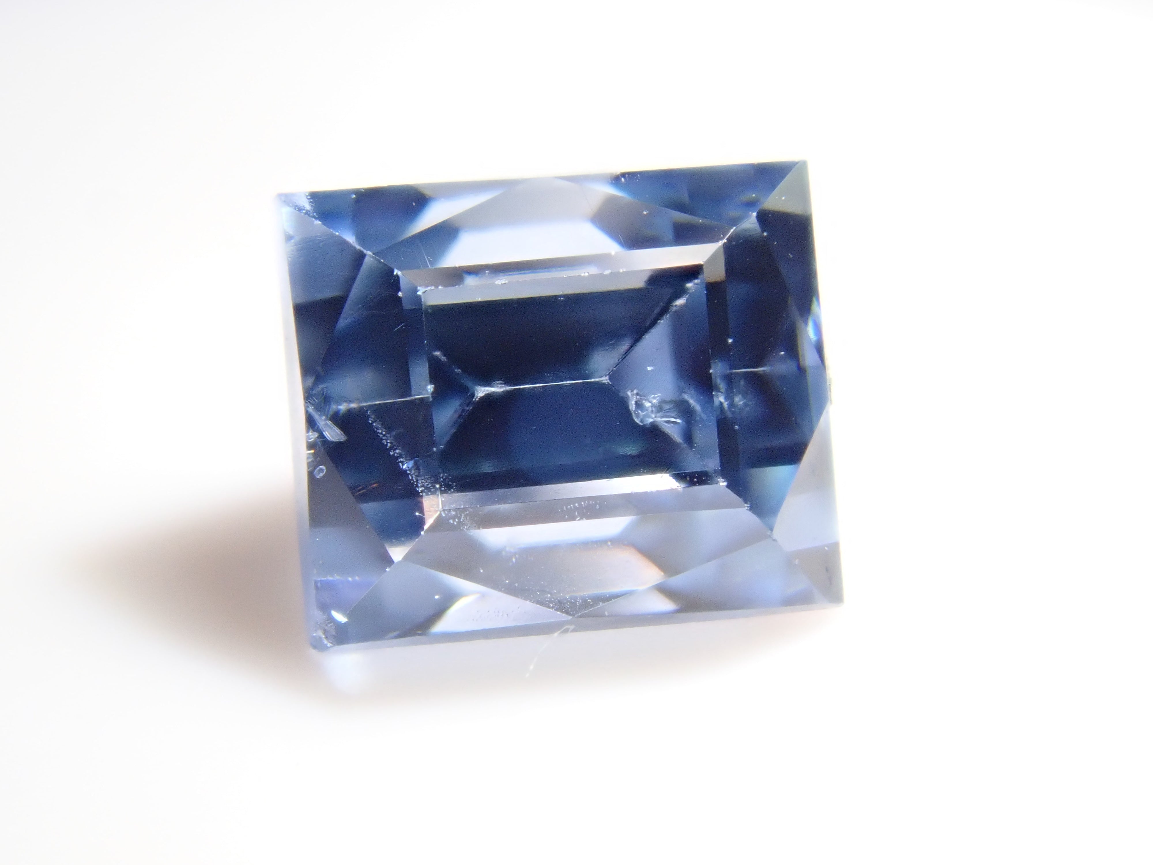 【1/11 22時販売】ミャンマー産カラーチェンジジルコン 1.043ctルース