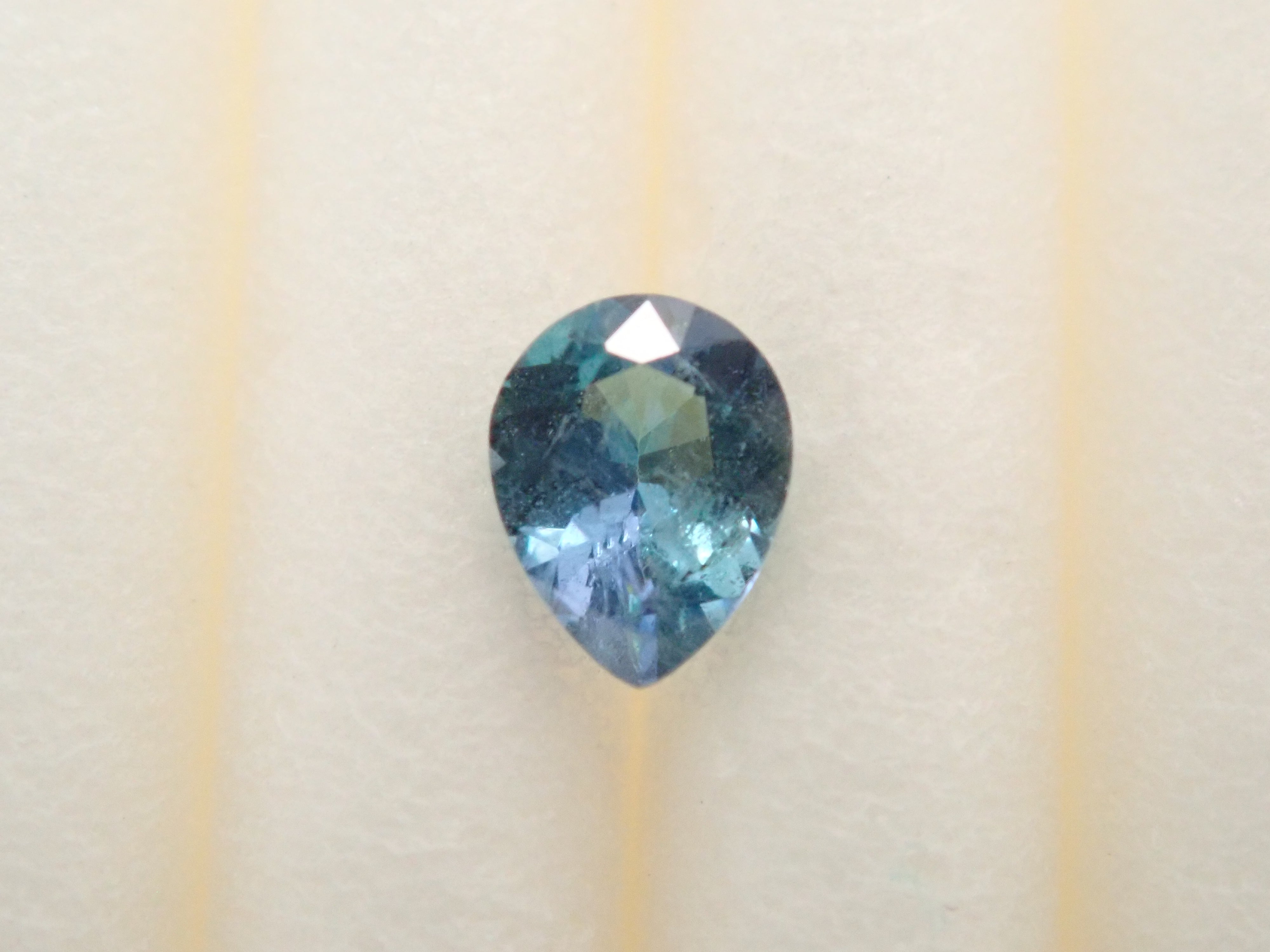 【1/11 22時販売】タンザニア産コーネルピン 0.103ctルース