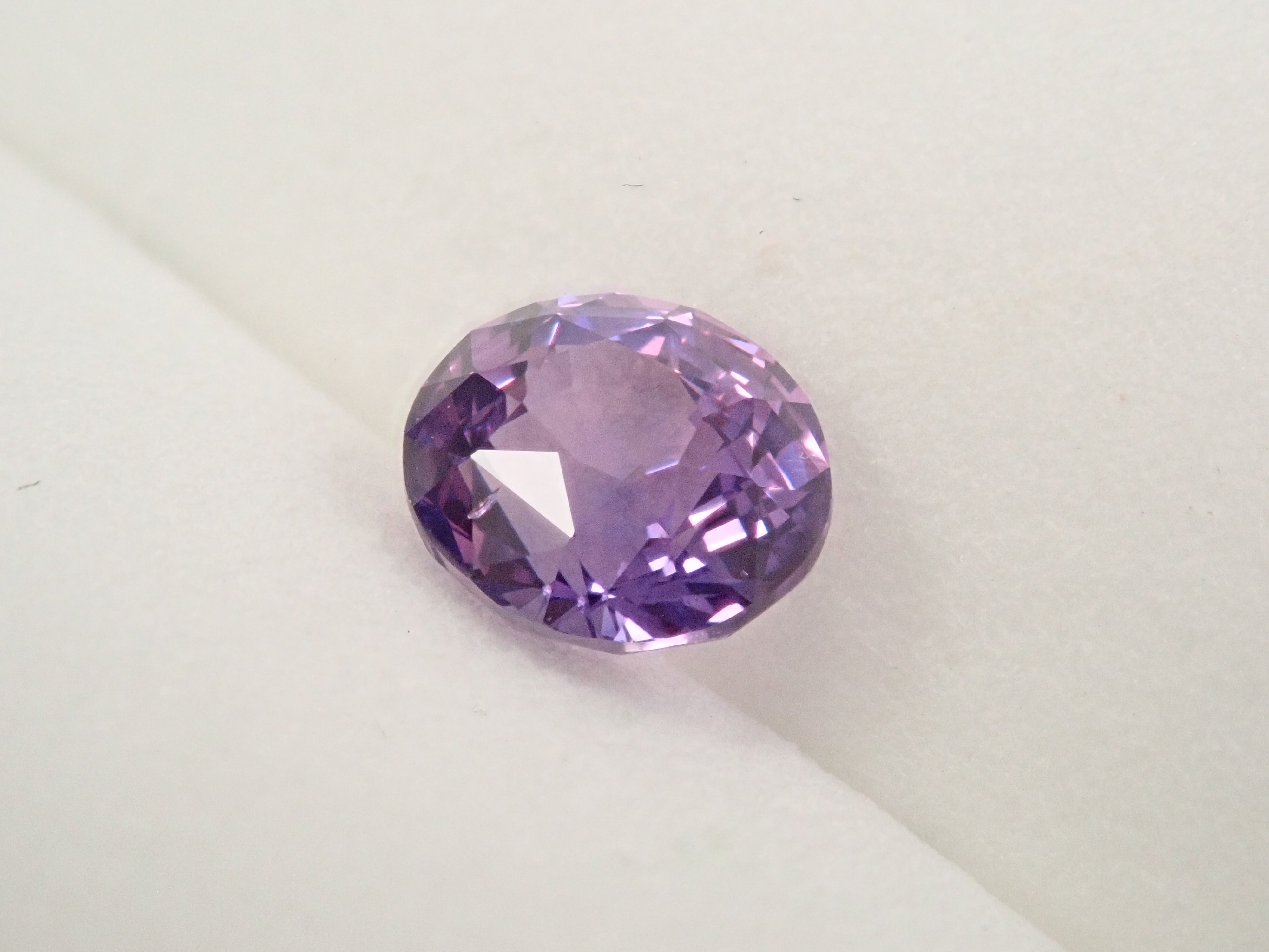 未加熱的馬達加斯加紫色藍寶石 1.170克拉 散裝 GIT