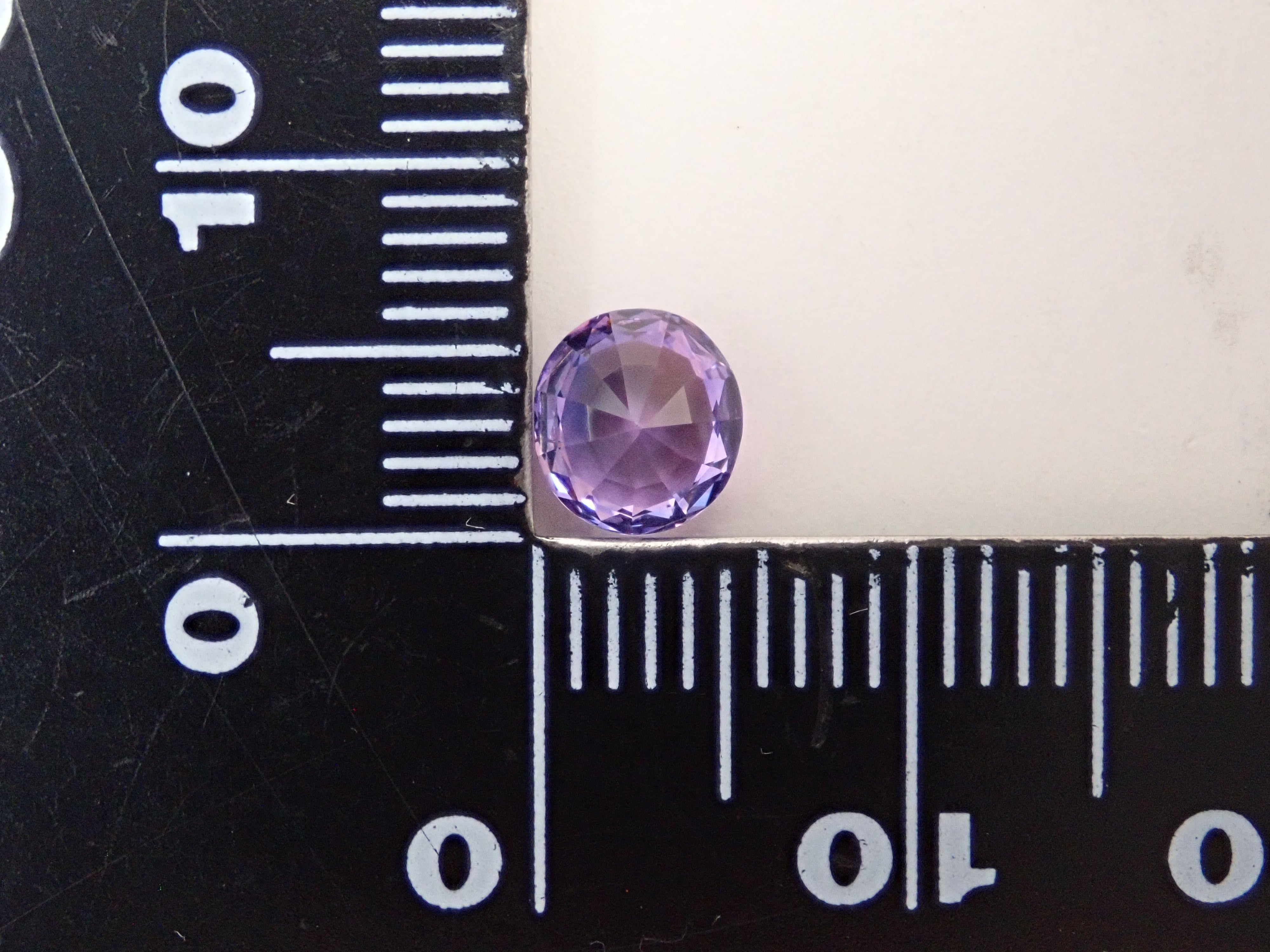 未加熱的馬達加斯加紫色藍寶石 1.170克拉 散裝 GIT