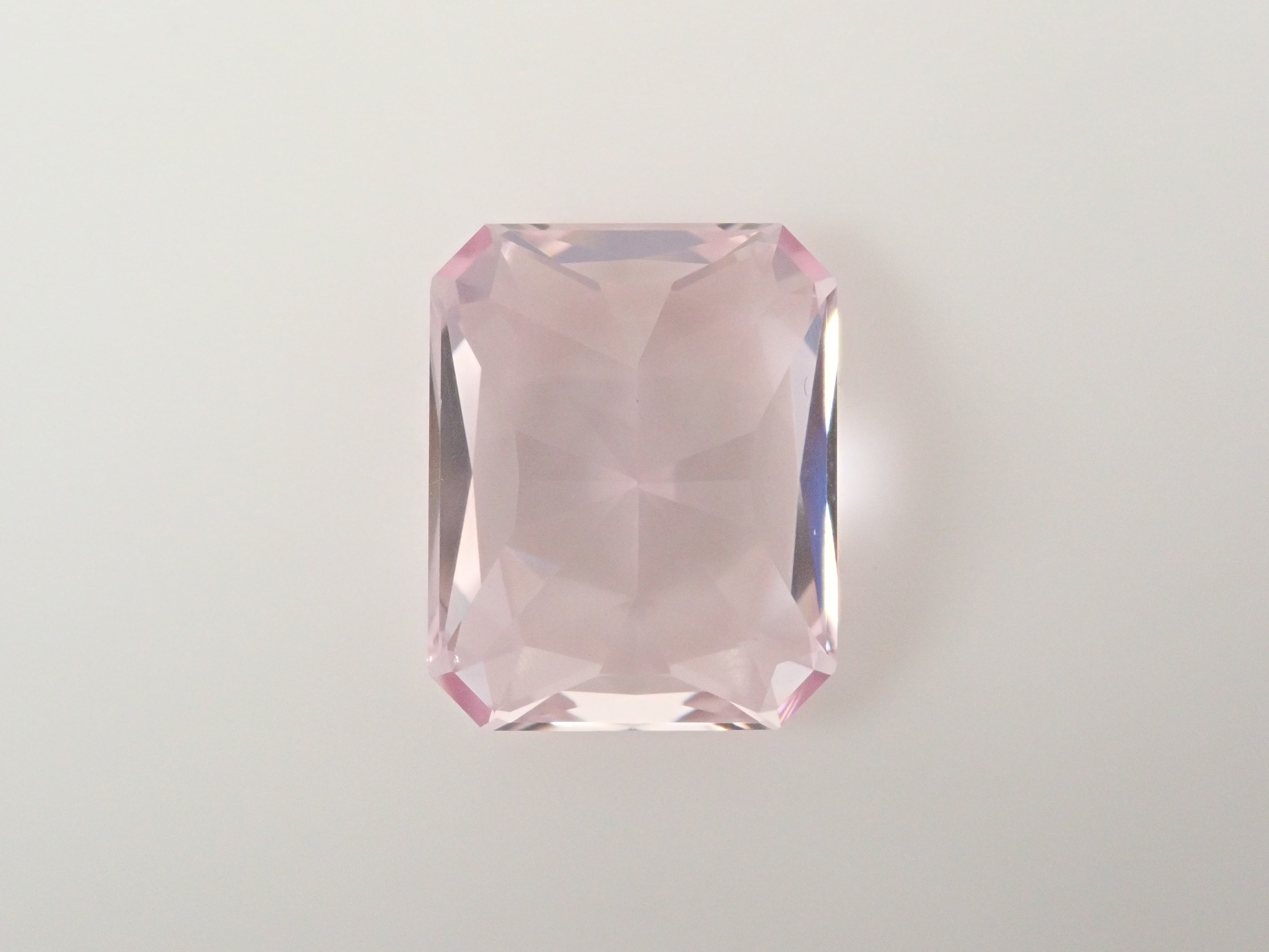 【1/21 22時販売】アフガニスタン産クンツァイト 9.214ctルース