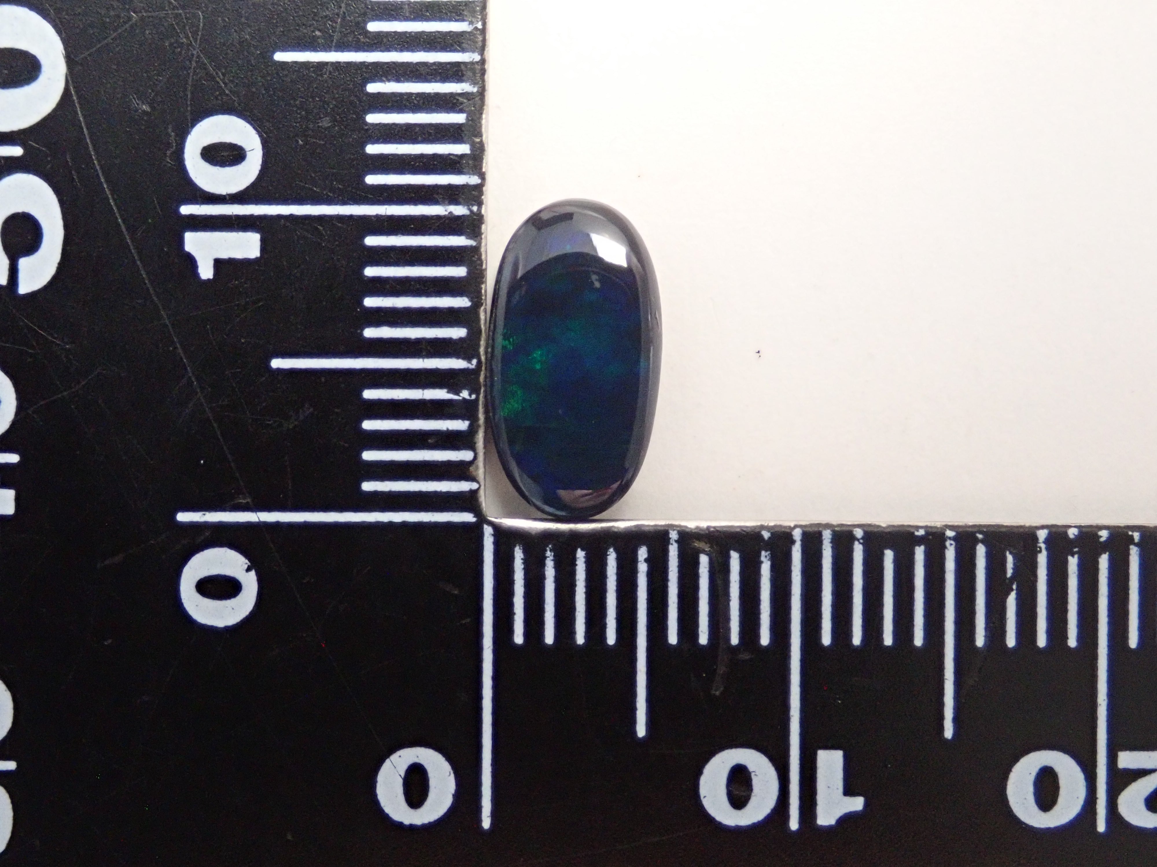 【1月17日晚間10點開售】1.091克拉散裝澳洲黑歐泊