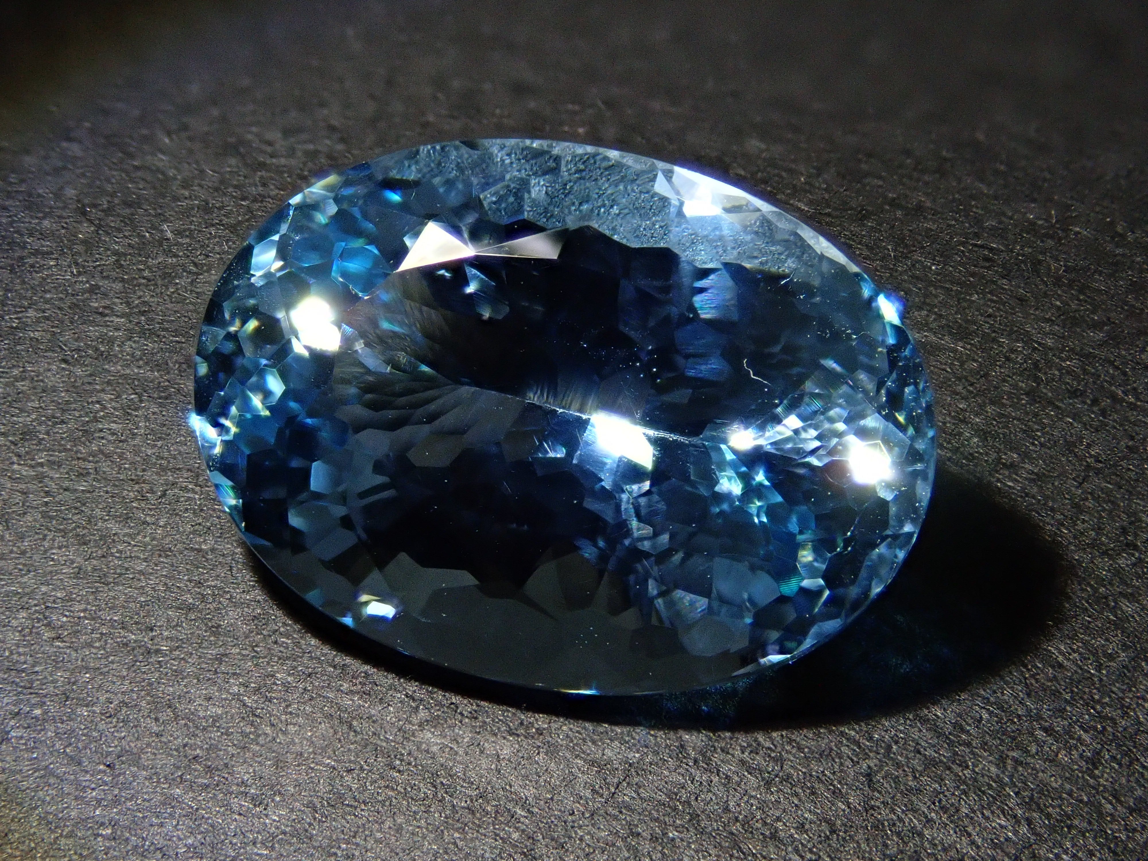 【1/21 22時販売】ブラジル産アクアマリン 6.294ctルース