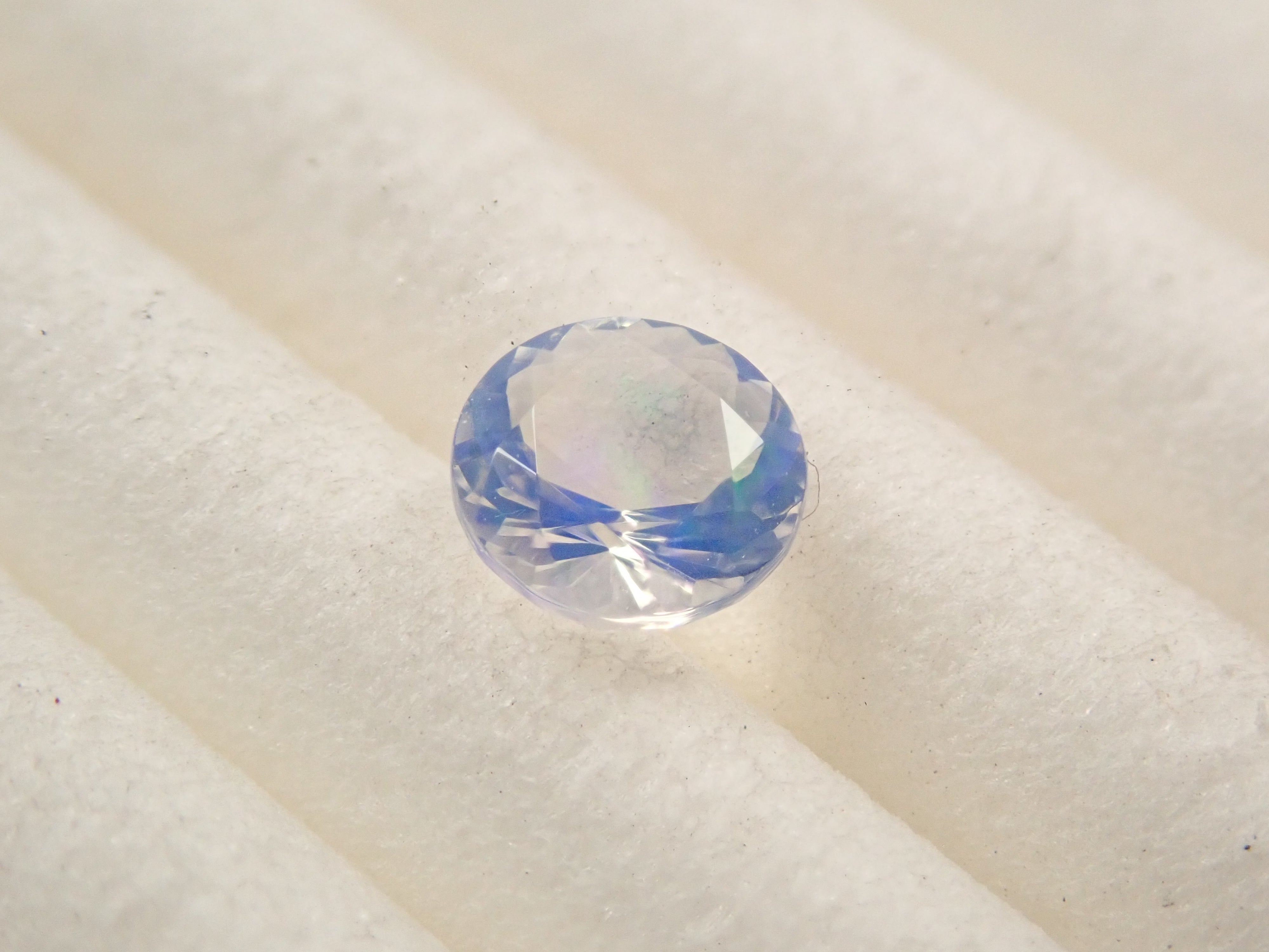 メキシコ産ウォーターオパール 3.7mm/0.141ctルース