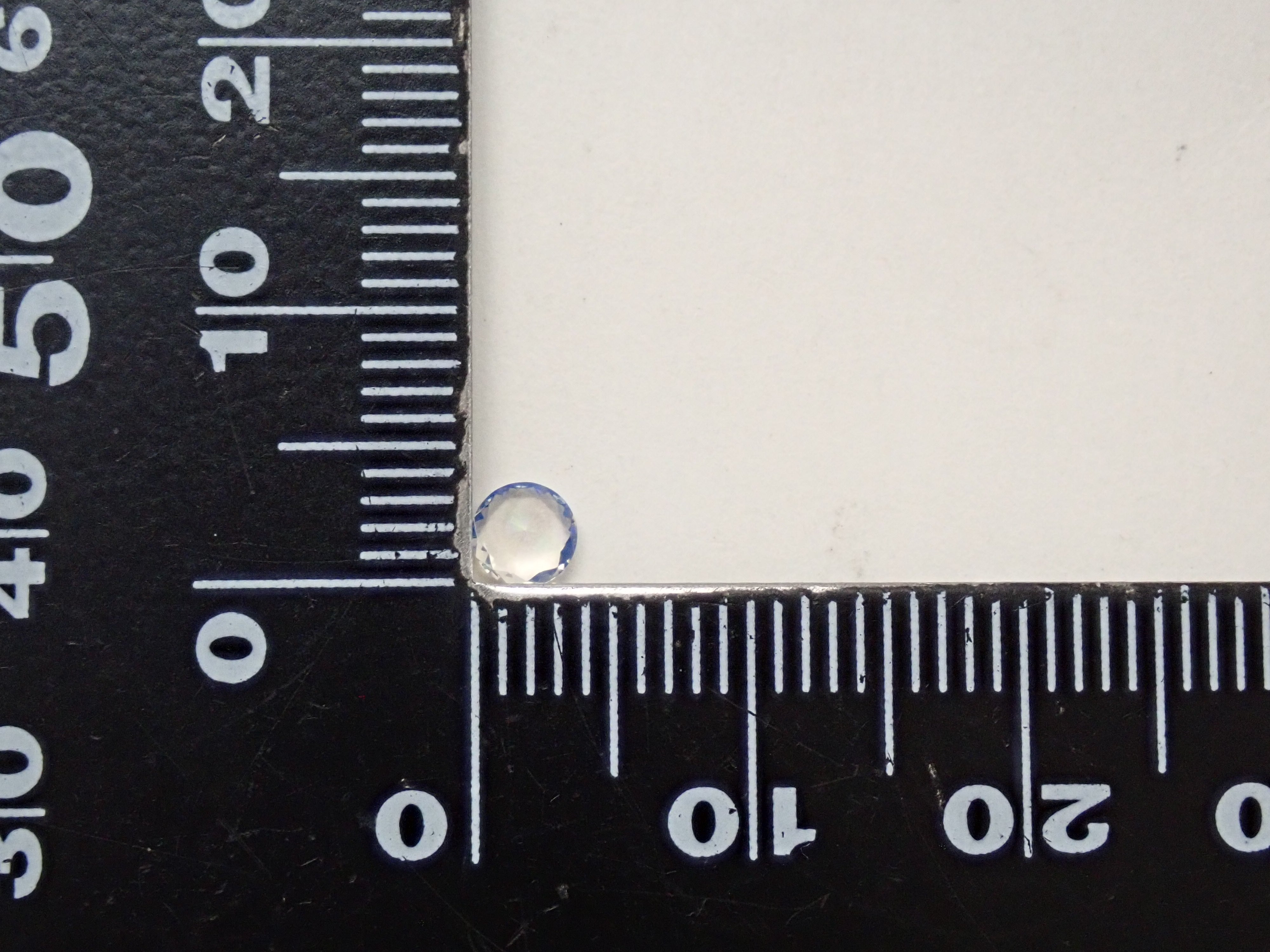 メキシコ産ウォーターオパール 3.7mm/0.141ctルース