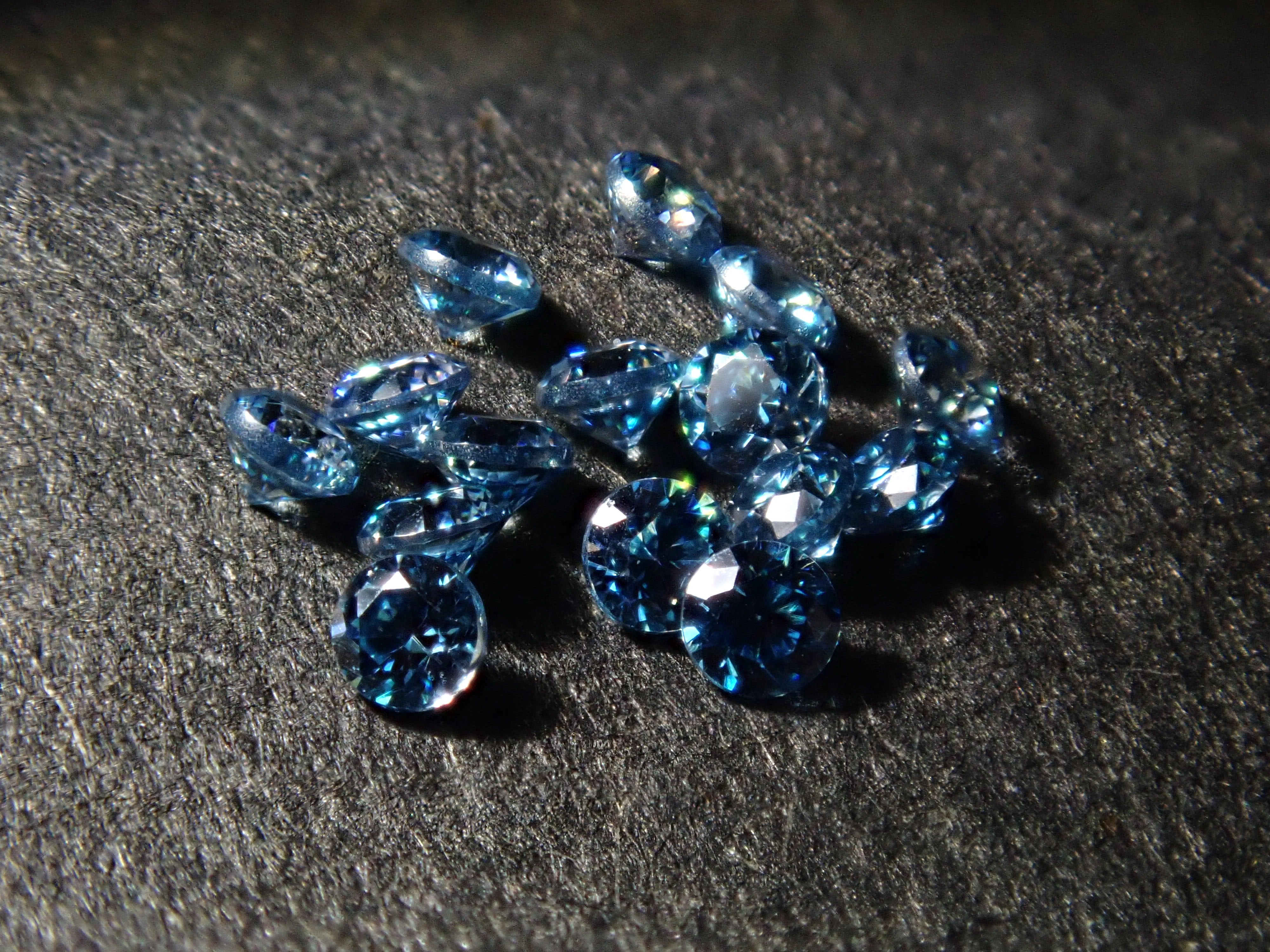合成莫桑石1石散(藍色莫桑石,1.2mm)《多買有優惠》
