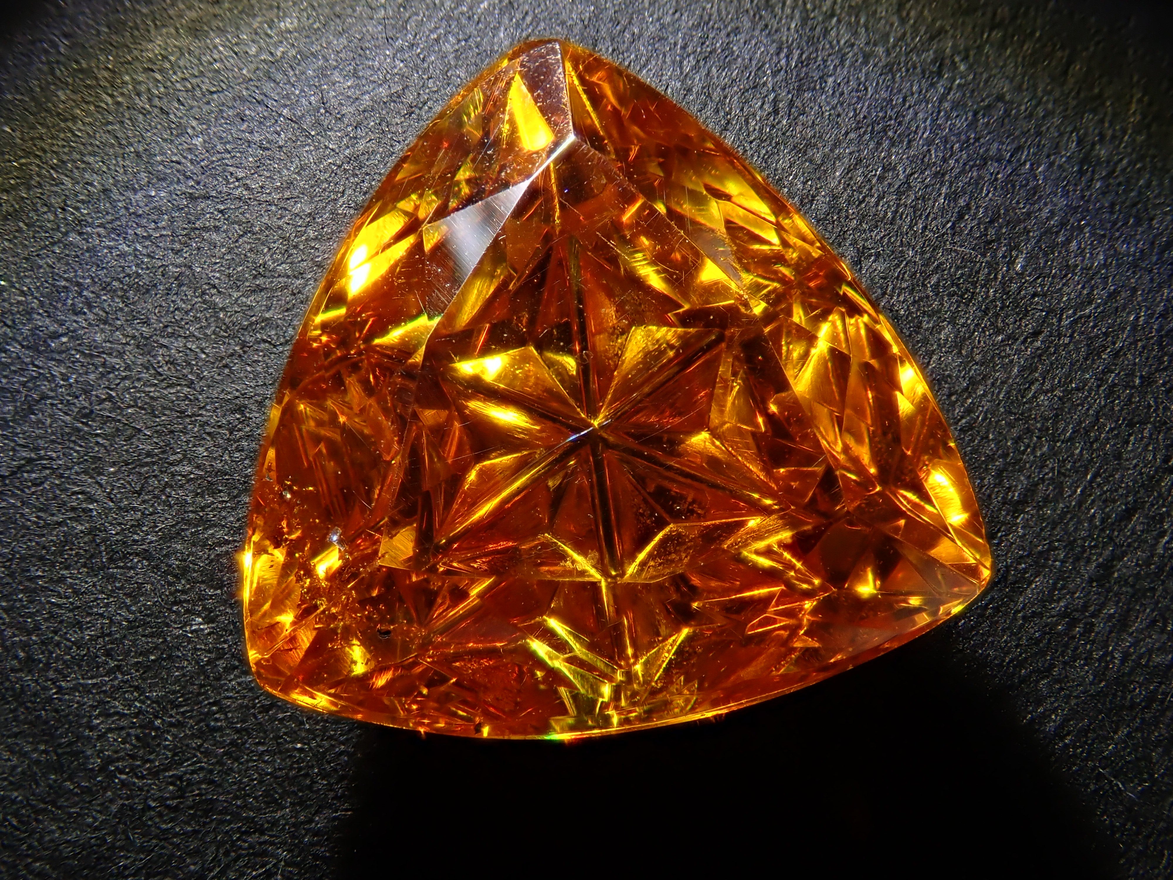 【抽獎活動 0201_01】【Koshu Precious Stones Cut by plusthree】西班牙產 6.417 克拉閃鋅礦裸石