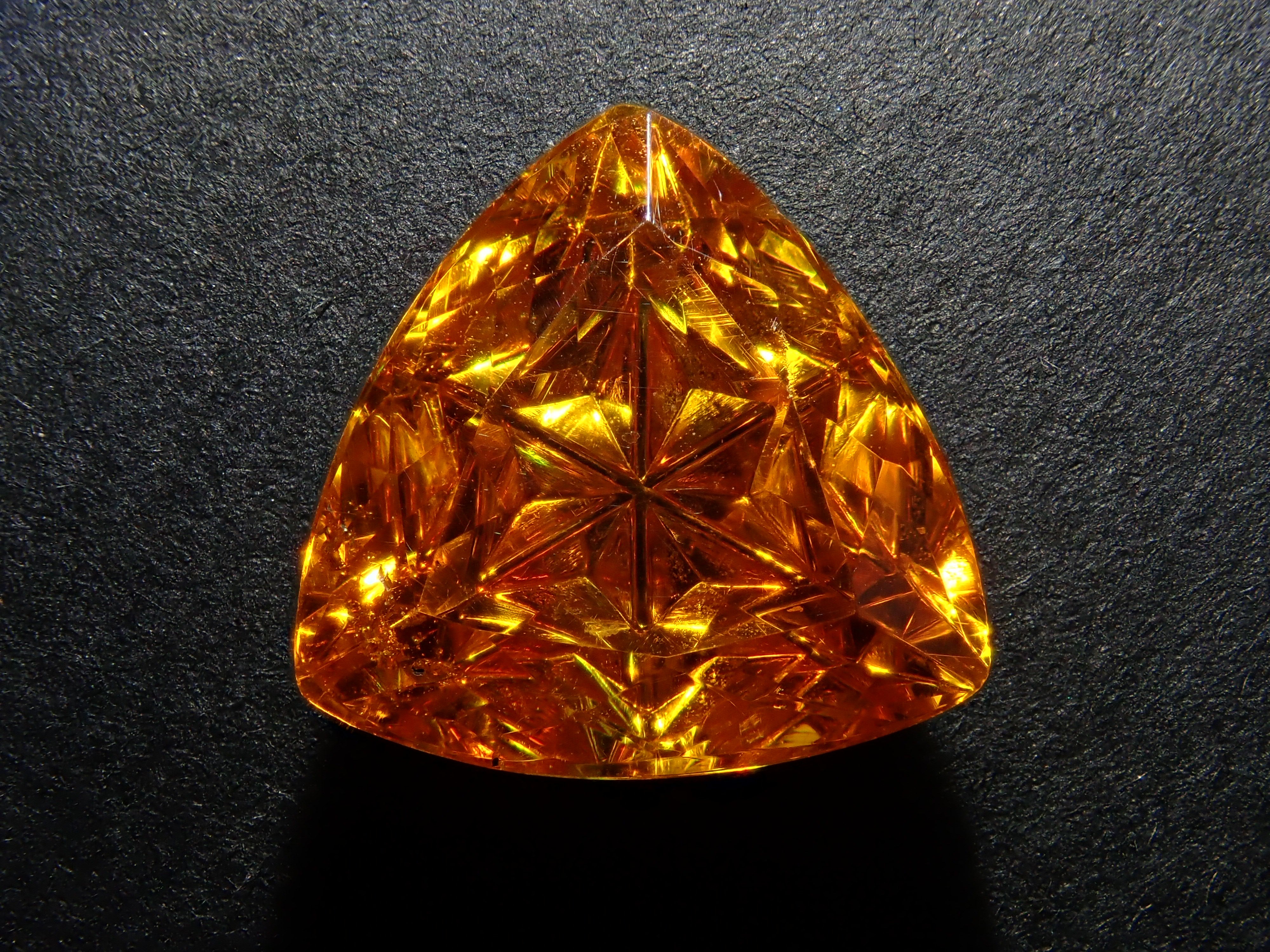 【抽獎活動 0201_01】【Koshu Precious Stones Cut by plusthree】西班牙產 6.417 克拉閃鋅礦裸石