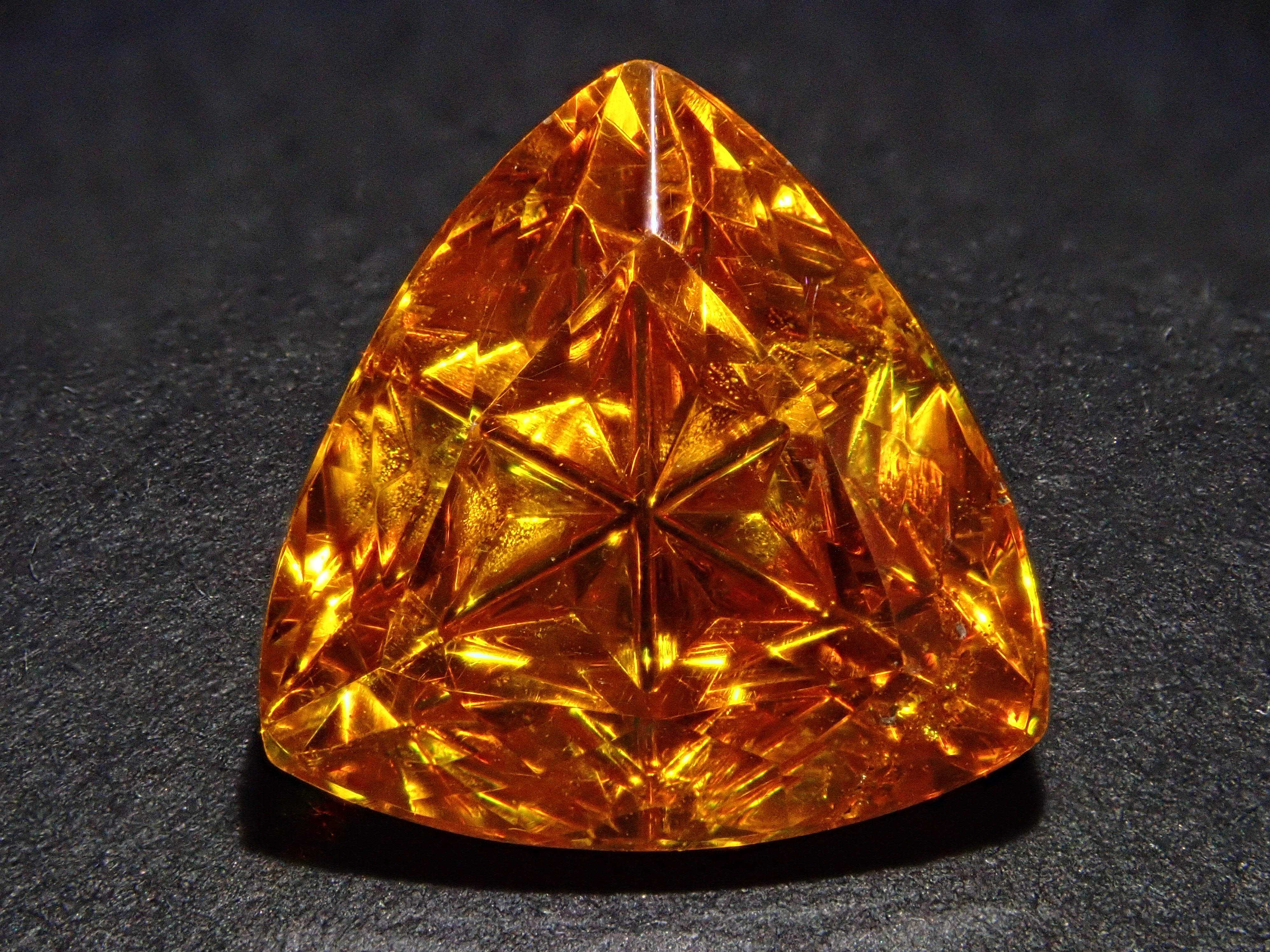 【抽獎活動 0201_01】【Koshu Precious Stones Cut by plusthree】西班牙產 6.417 克拉閃鋅礦裸石