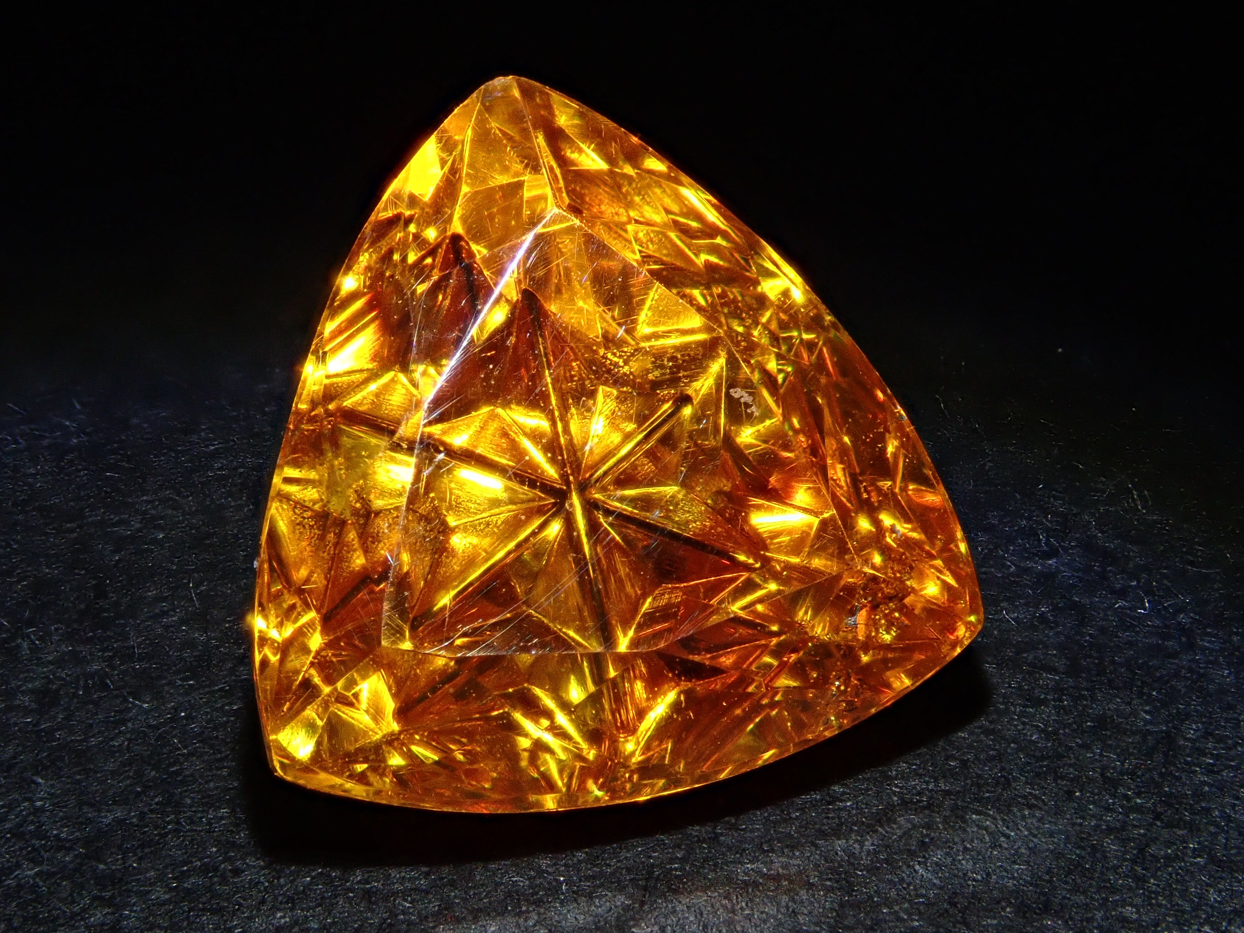 【抽獎活動 0201_01】【Koshu Precious Stones Cut by plusthree】西班牙產 6.417 克拉閃鋅礦裸石