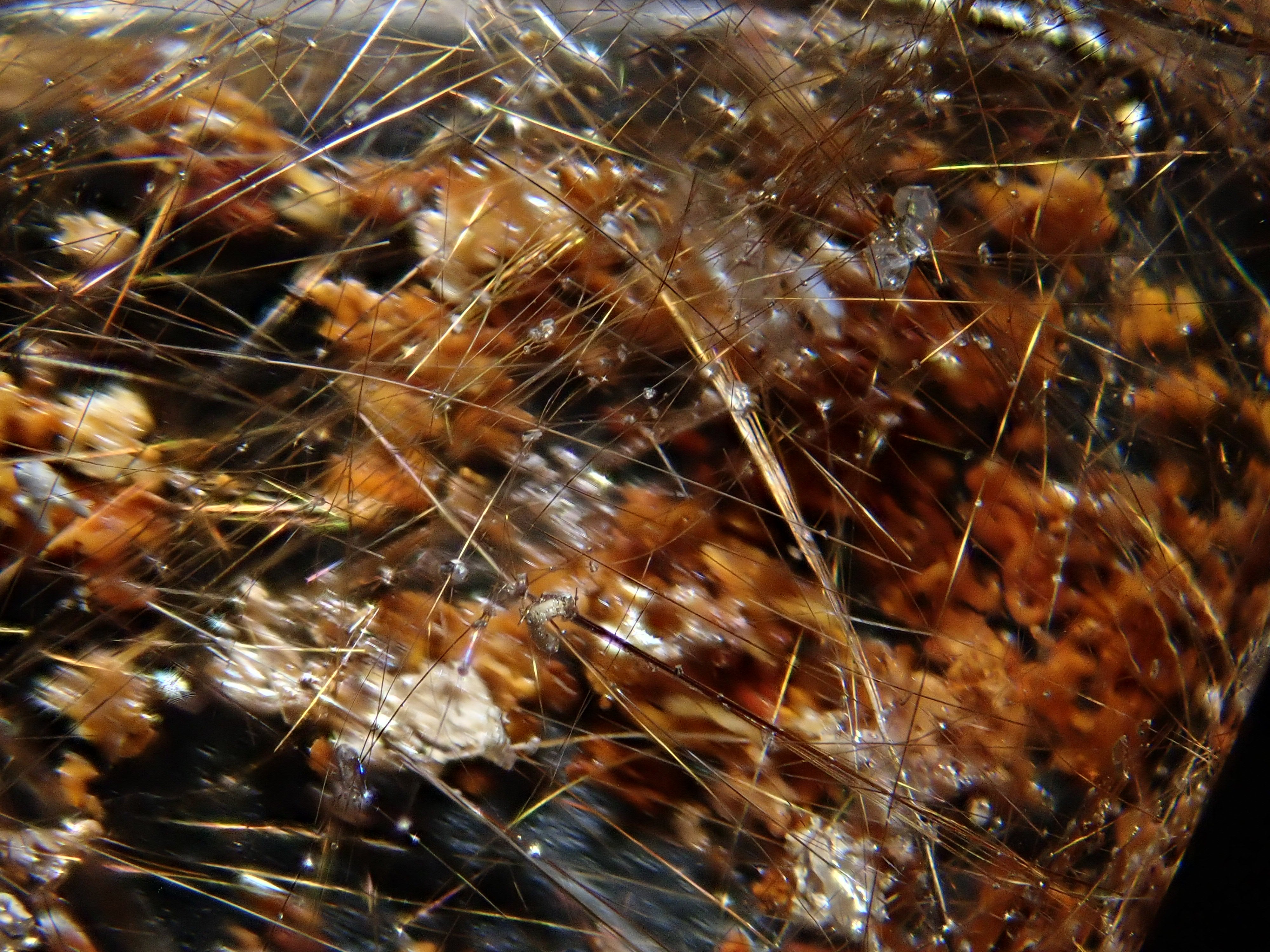 【甲州貴石切子plusthree】ブラジル産ガーデンクォーツ 47.809ctルース