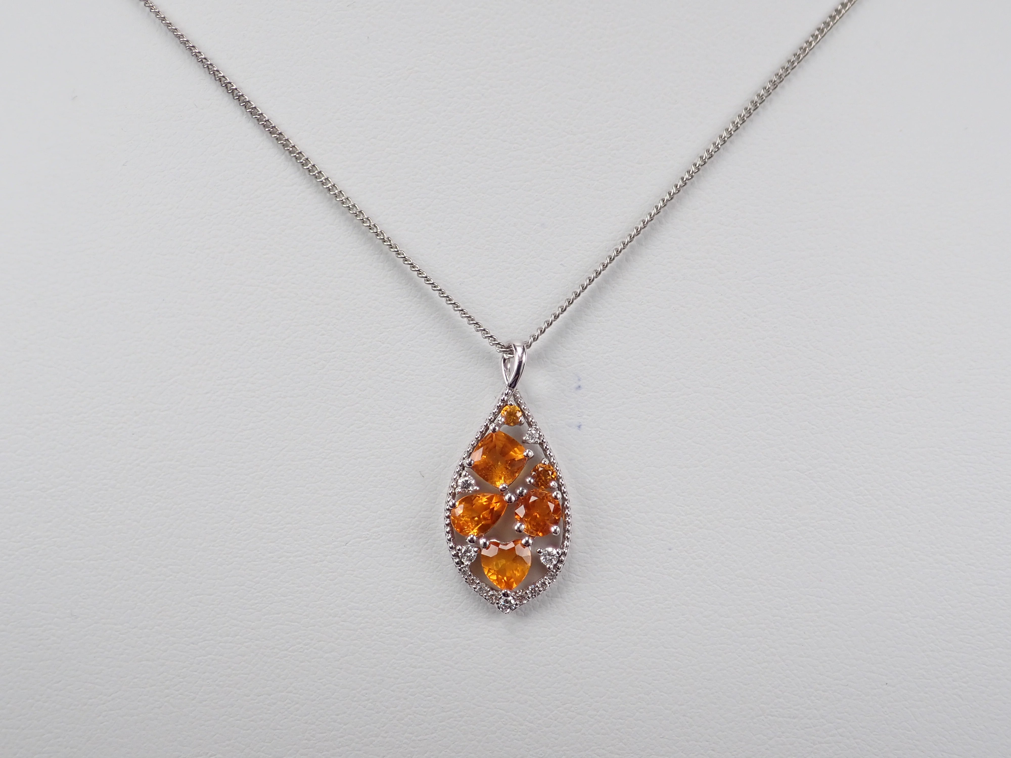 K18WGクリノヒューマイト1.79ct ・ダイヤモンドペンダントトップ(ネックレストップ)