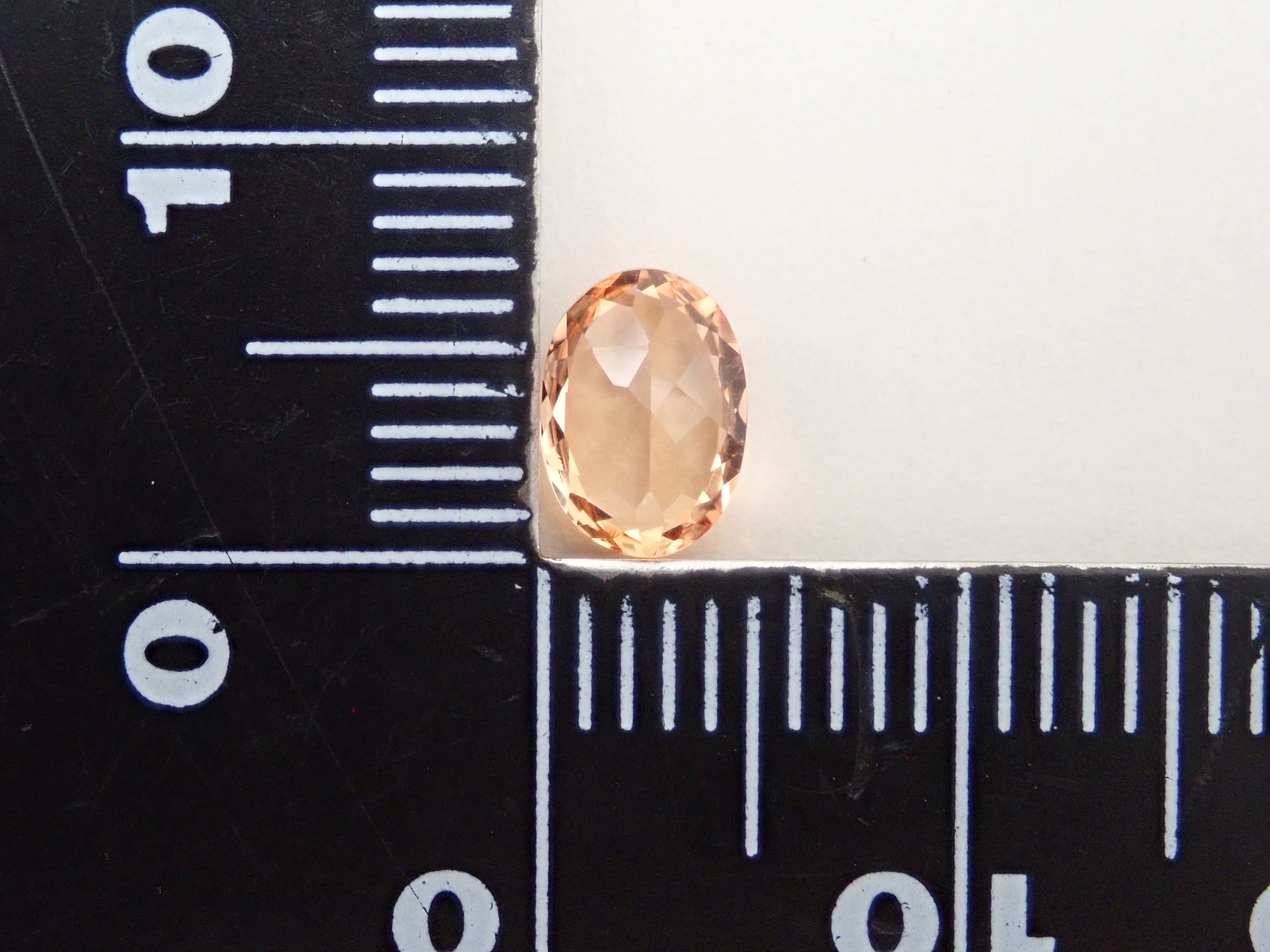 【1/25 22時販売】ブラジル産インペリアルトパーズ 0.939ctルース 鑑別書