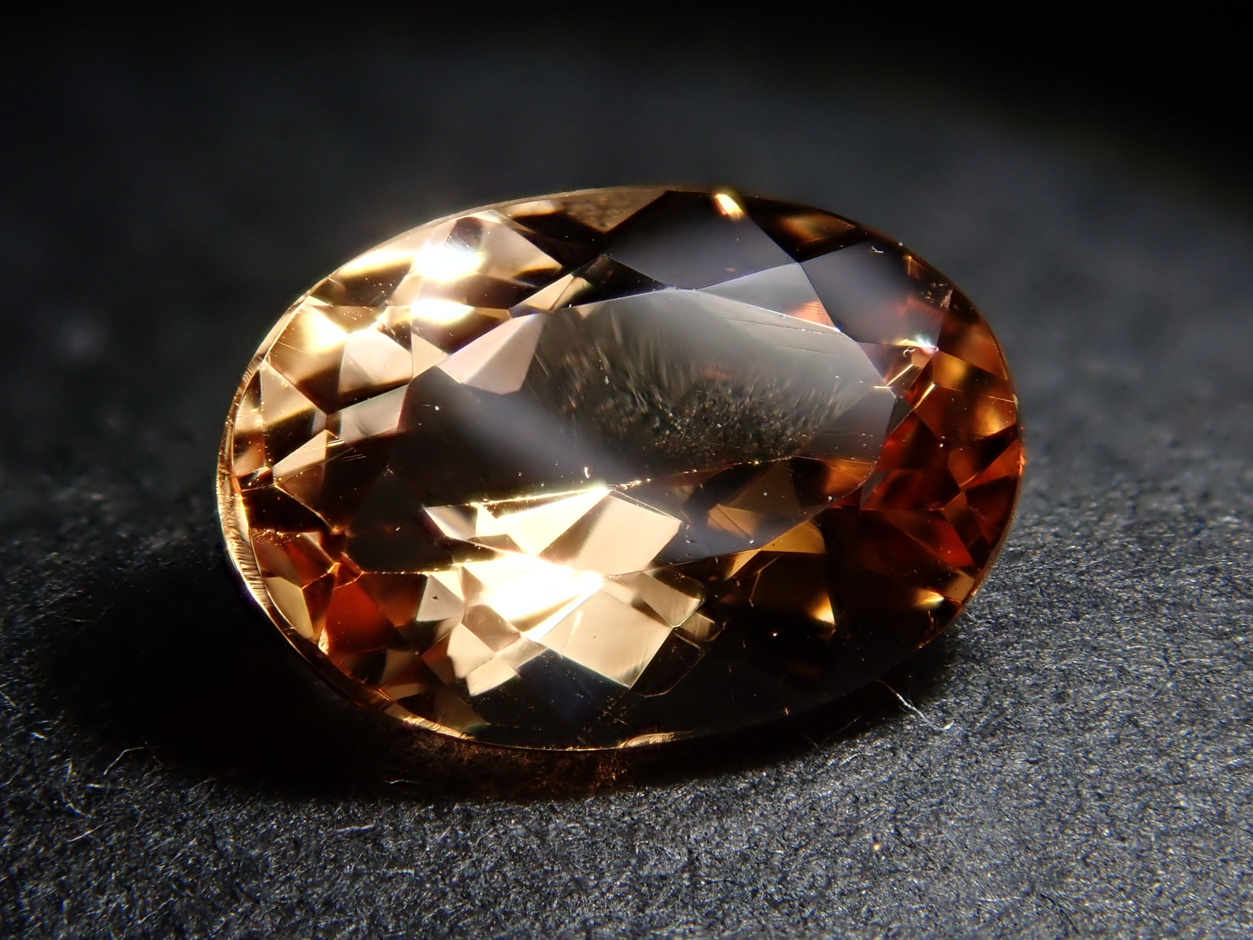 【1/25 22時販売】ブラジル産インペリアルトパーズ 0.939ctルース 鑑別書