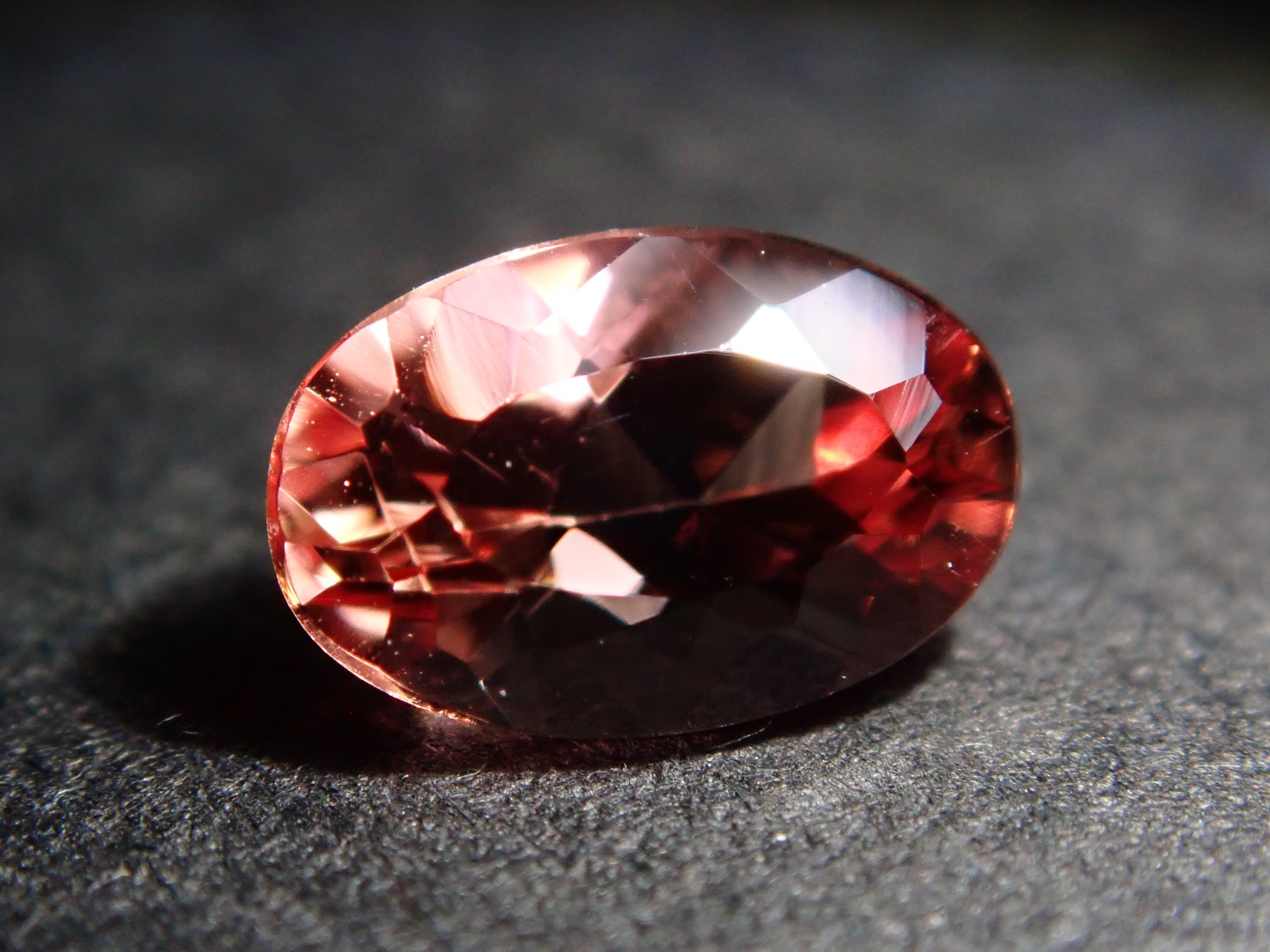 巴西未經加熱的粉紅帝王托帕石(雪莉粉)0.594克拉裸石