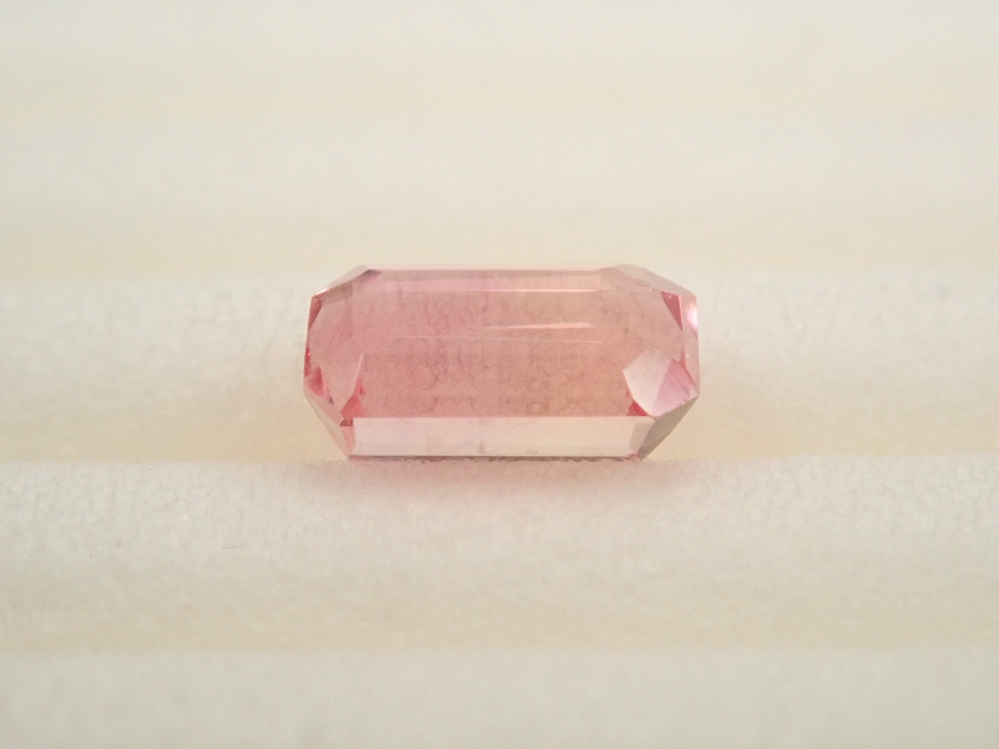 巴西未經加熱處理的粉紅帝王托帕石(雪莉粉)0.438克拉裸石