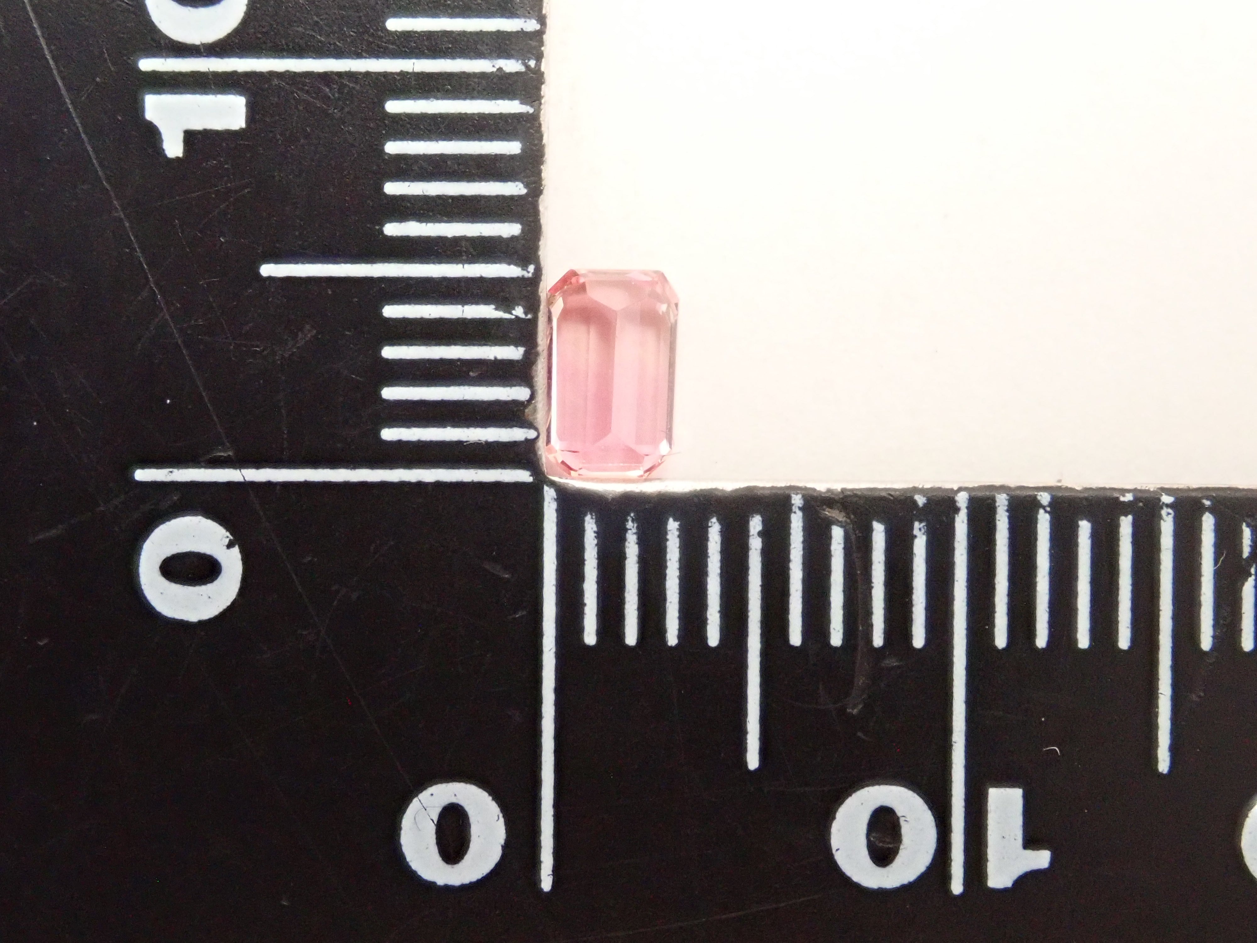 巴西未經加熱處理的粉紅帝王托帕石(雪莉粉)0.438克拉裸石