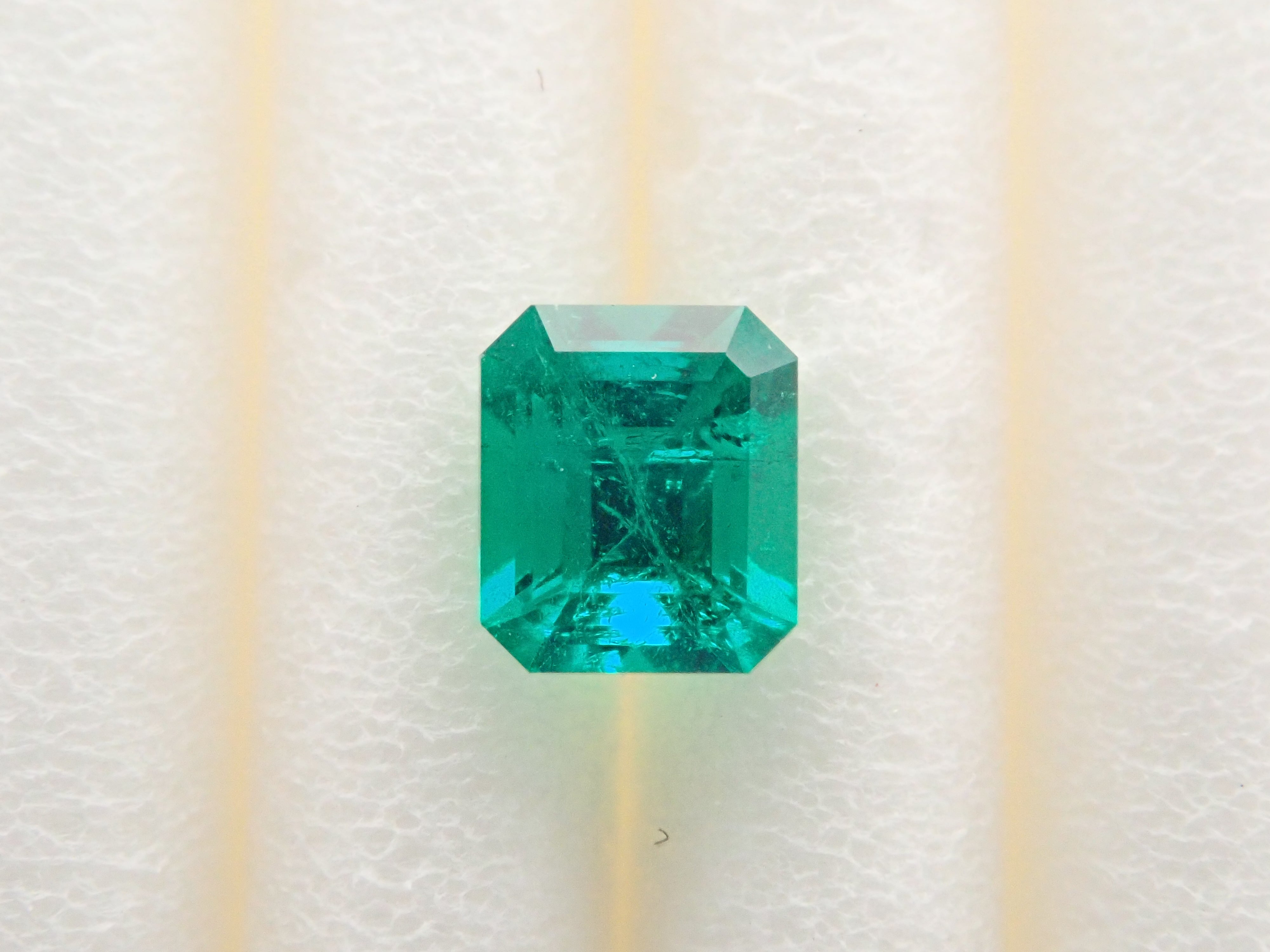 【抽選販売0201_13】コロンビア産ノンオイルエメラルド 0.170ctルース GIA