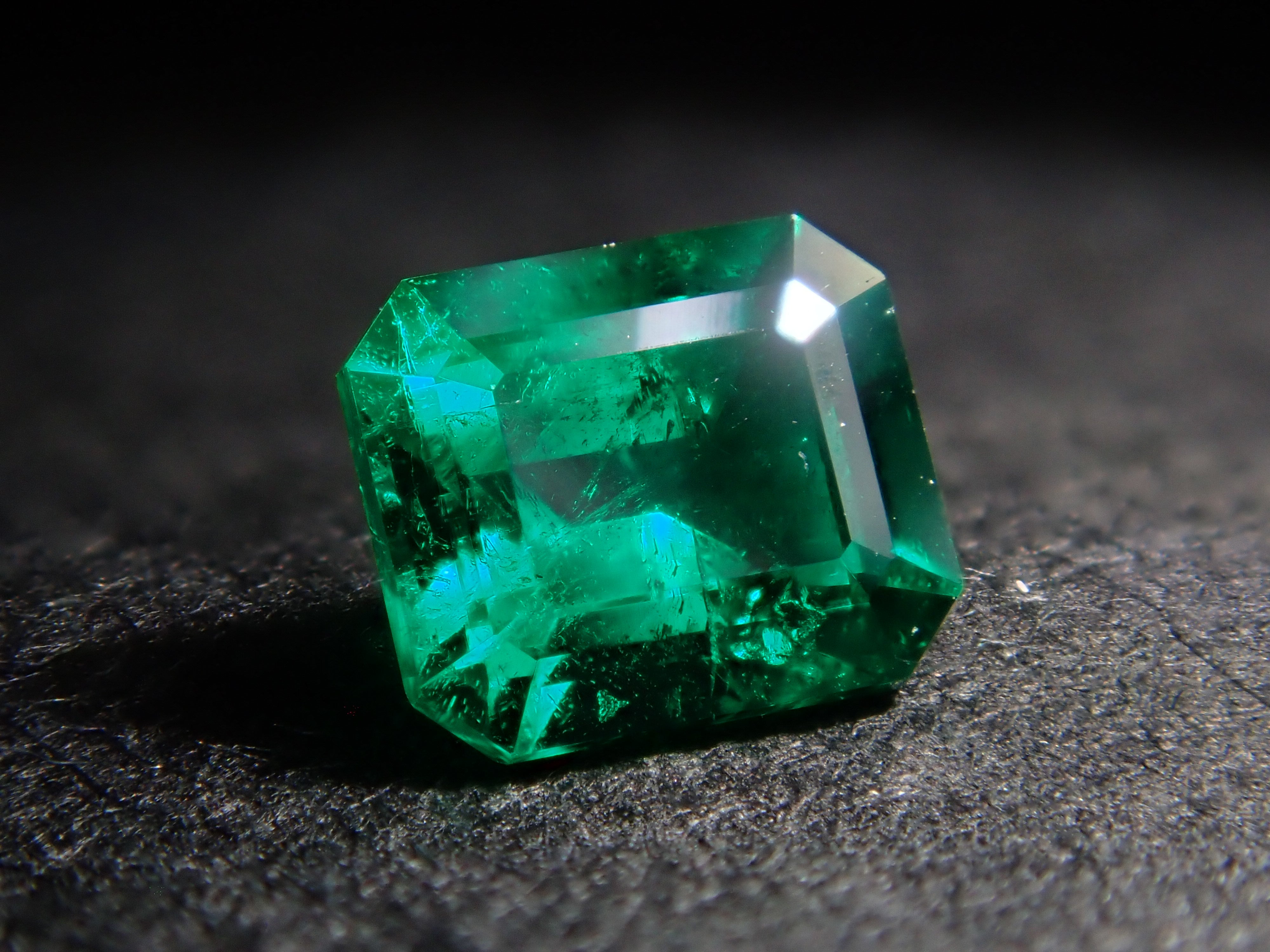 【抽獎 0201_13】哥倫比亞無油祖母綠 0.170克拉 散裝 GIA