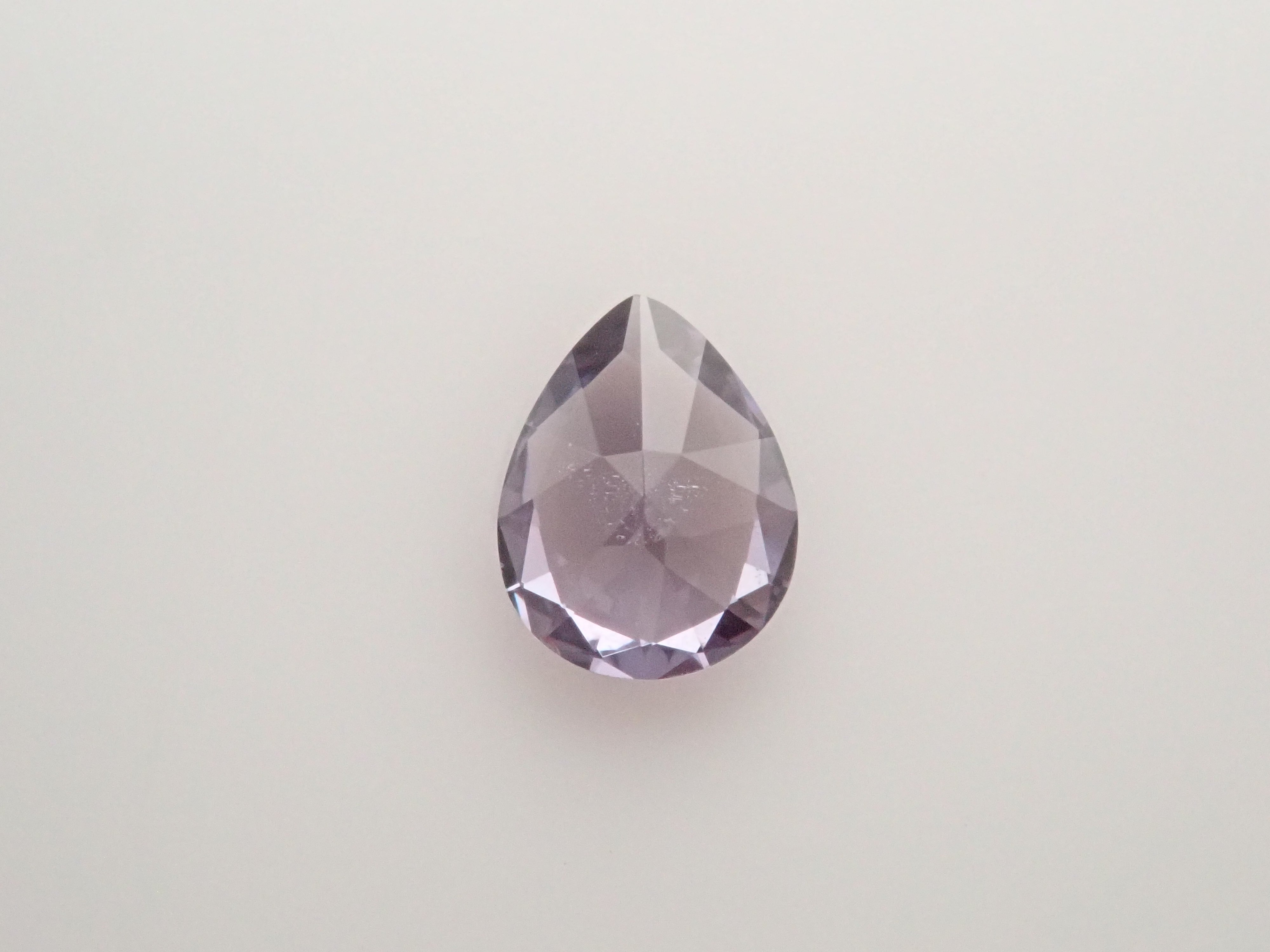 【1/27 22時販売】マダガスカル産ベキリーブルーガーネット(カラーチェンジガーネット) 0.150ctルース