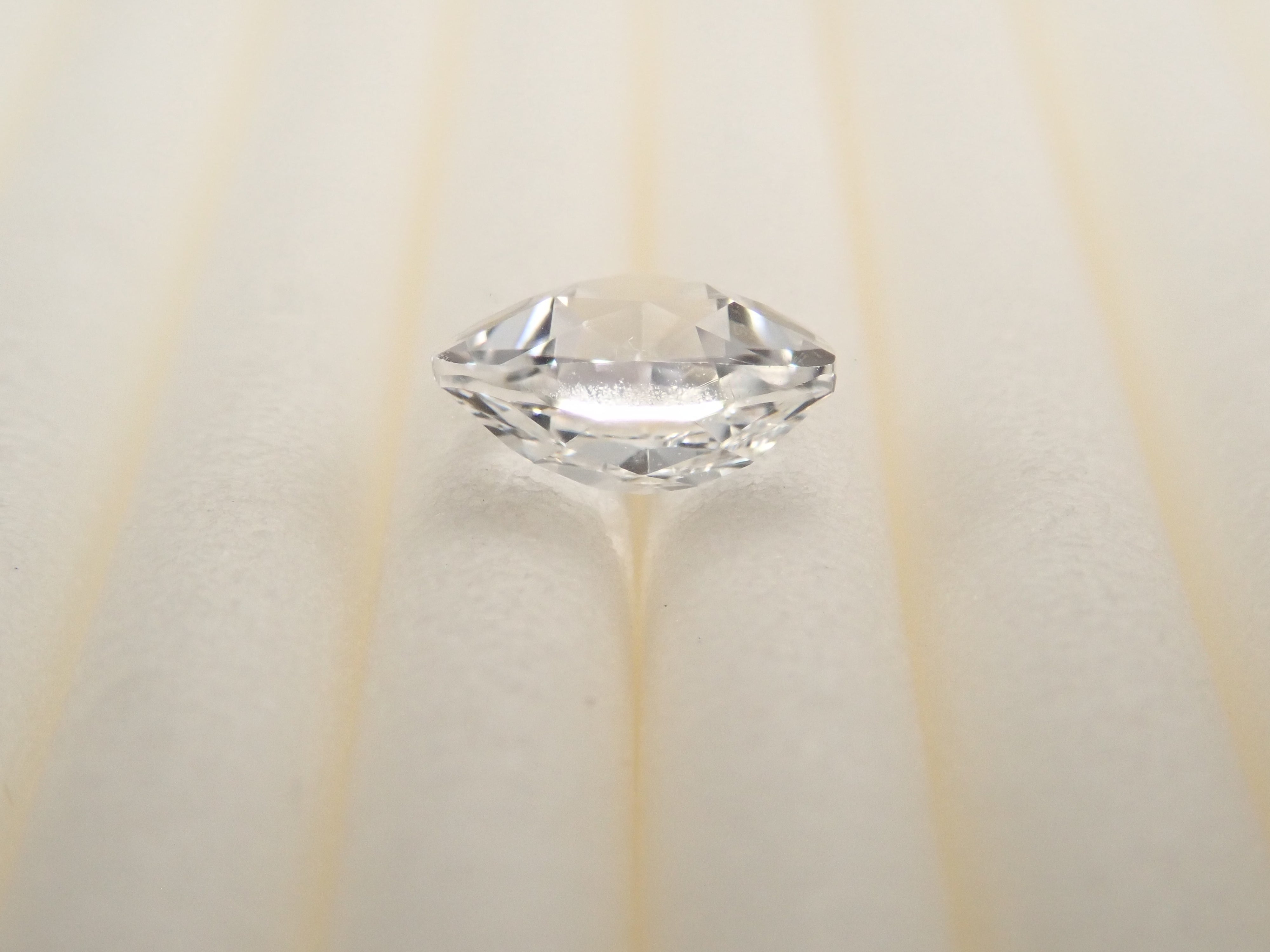 【1/26 22時販売】ロシア産フェナカイト 0.615ctルース