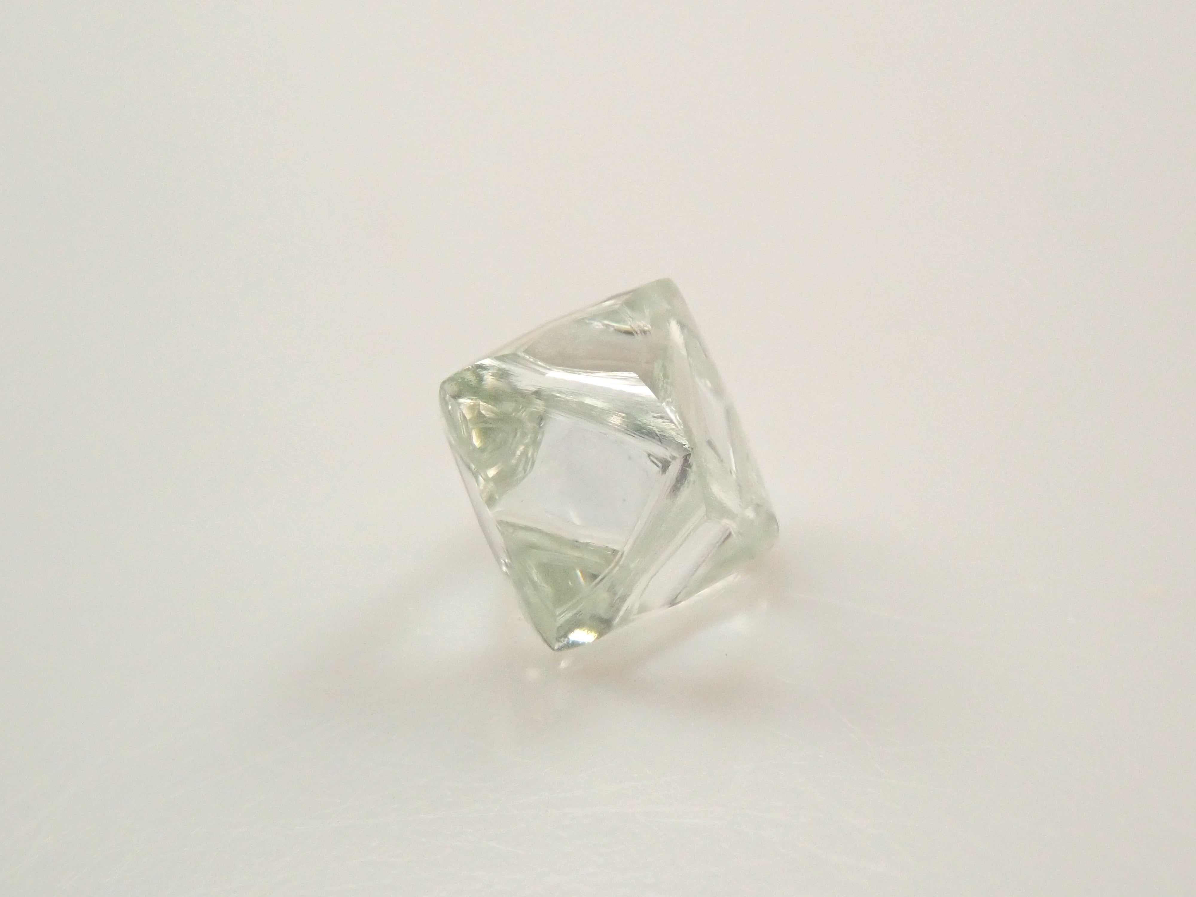 Zimbabwe Green Diamond Rough (Sawable) 0.428ct Rough Stone with Trigon