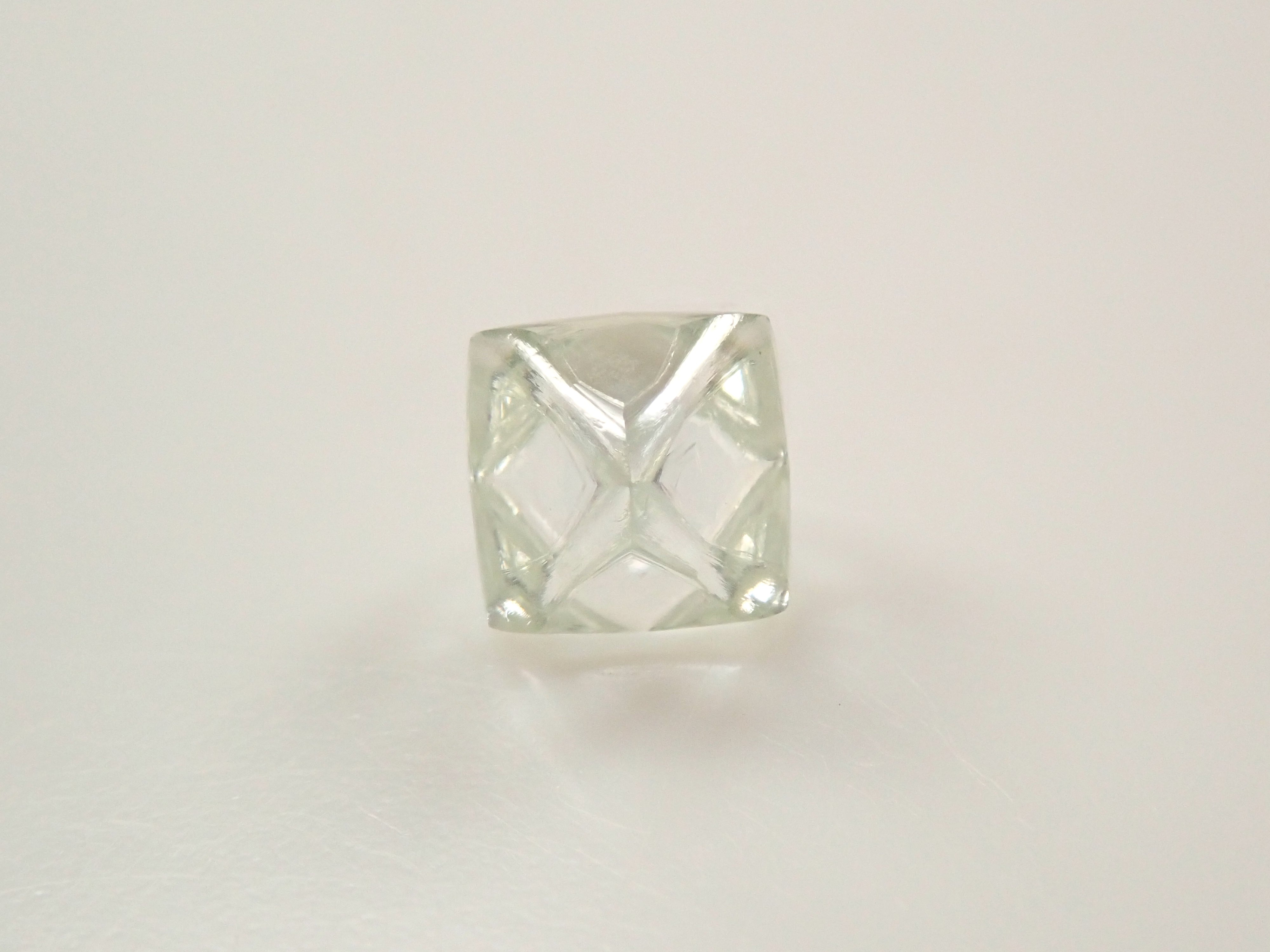 Zimbabwe Green Diamond Rough (Sawable) 0.428ct Rough Stone with Trigon