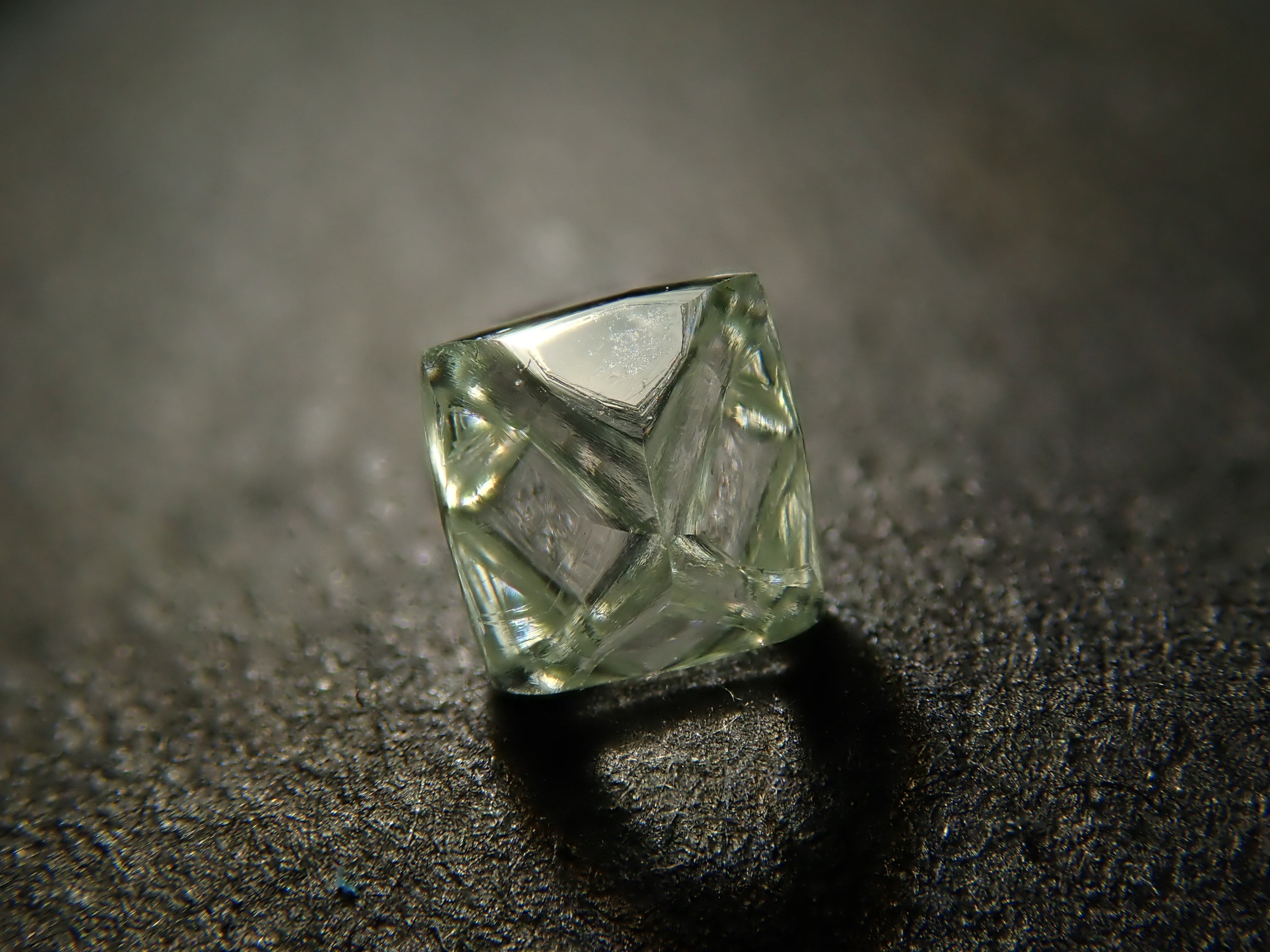 Zimbabwe Green Diamond Rough (Sawable) 0.428ct Rough Stone with Trigon