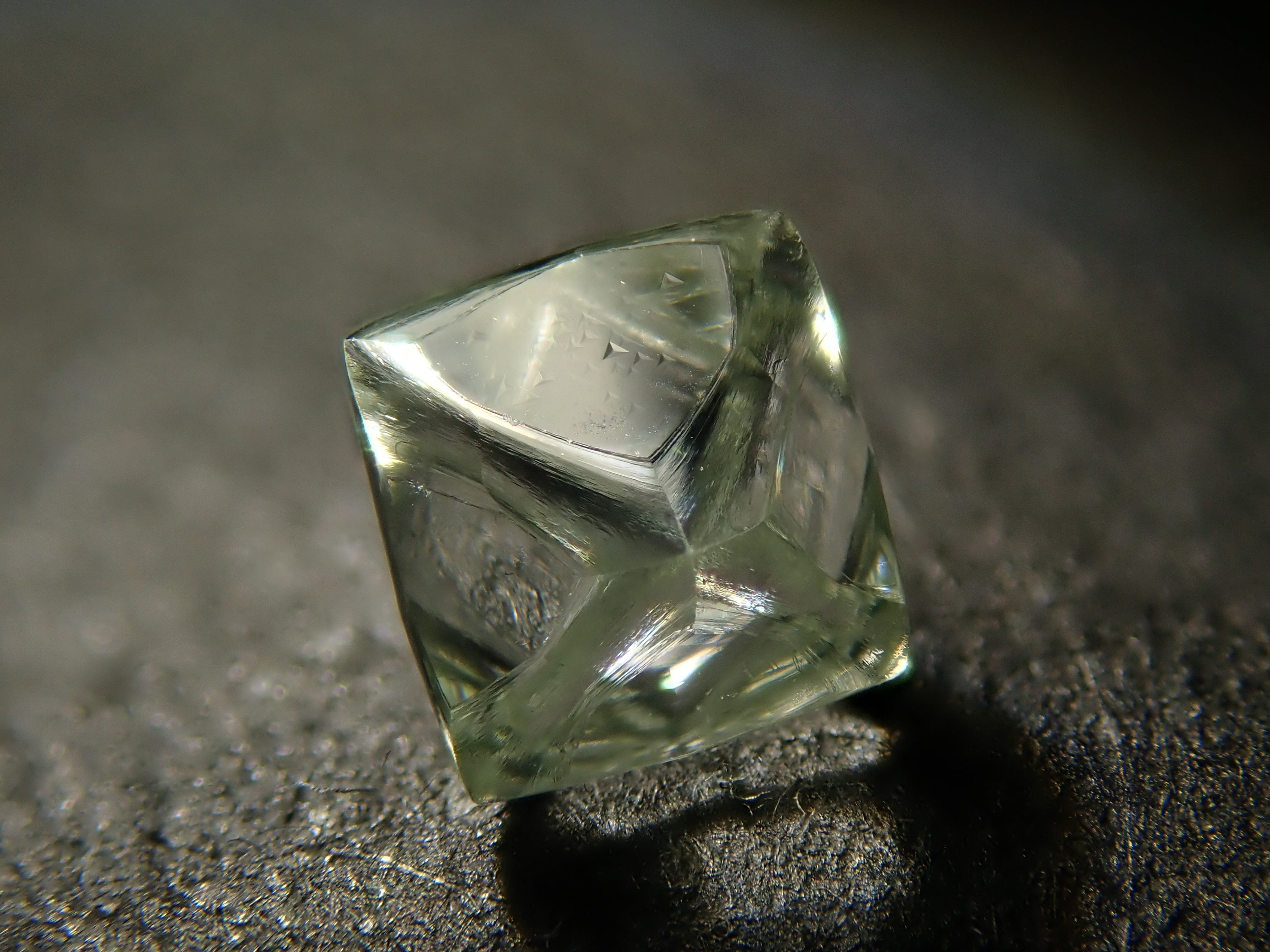 Zimbabwe Green Diamond Rough (Sawable) 0.428ct Rough Stone with Trigon