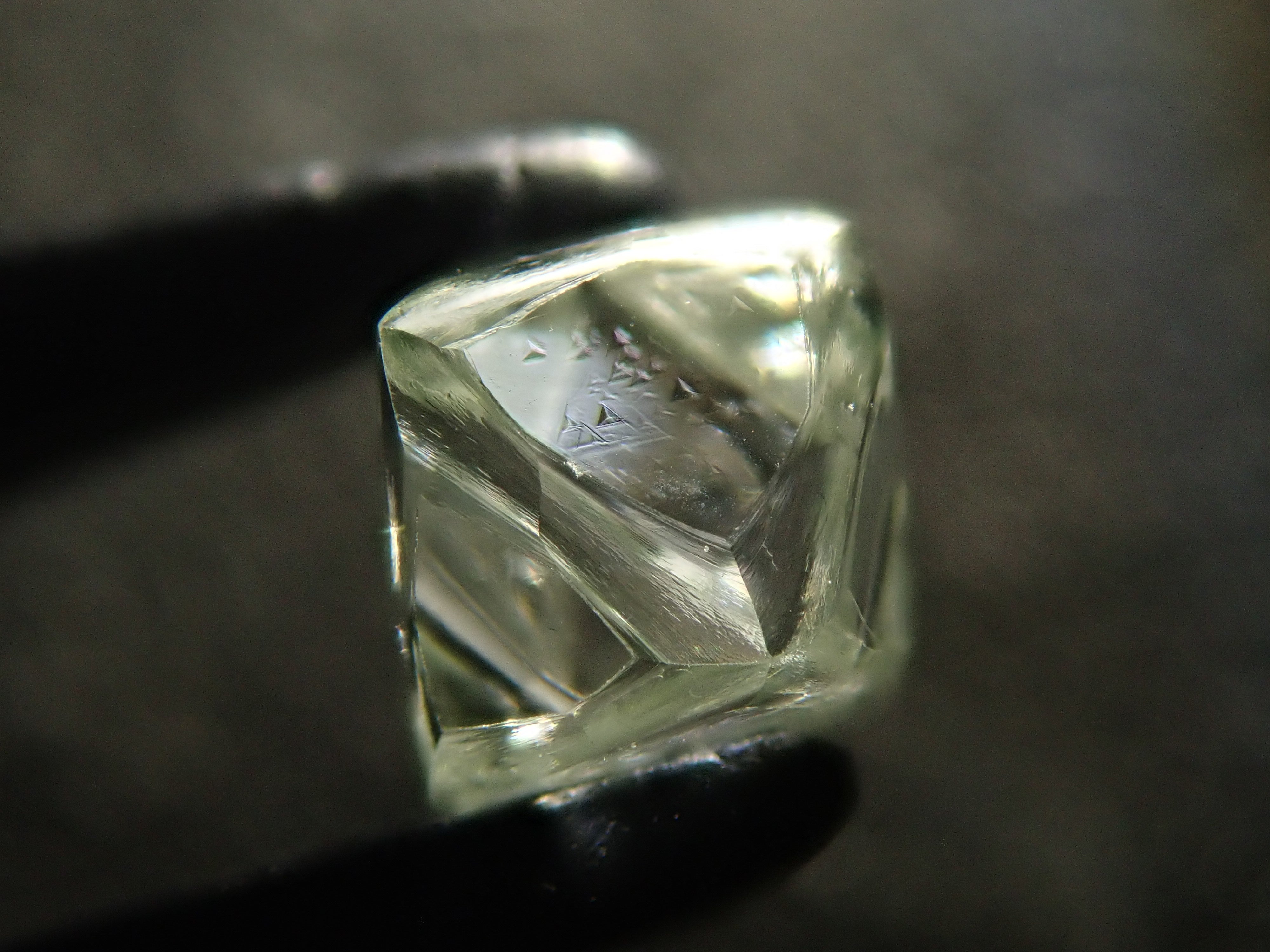 Zimbabwe Green Diamond Rough (Sawable) 0.428ct Rough Stone with Trigon