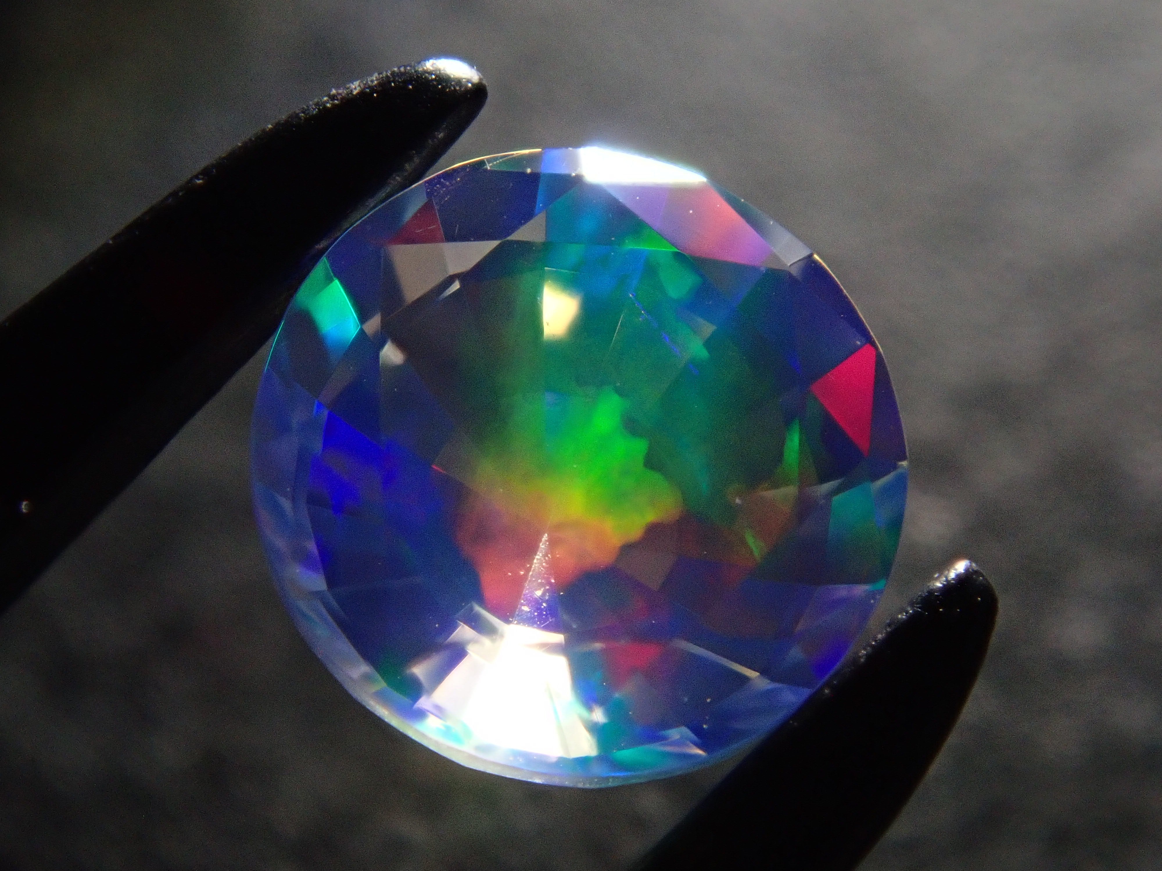 【1/29 22時販売】メキシコ産ウォーターオパール 4.8mm/0.289ctルース