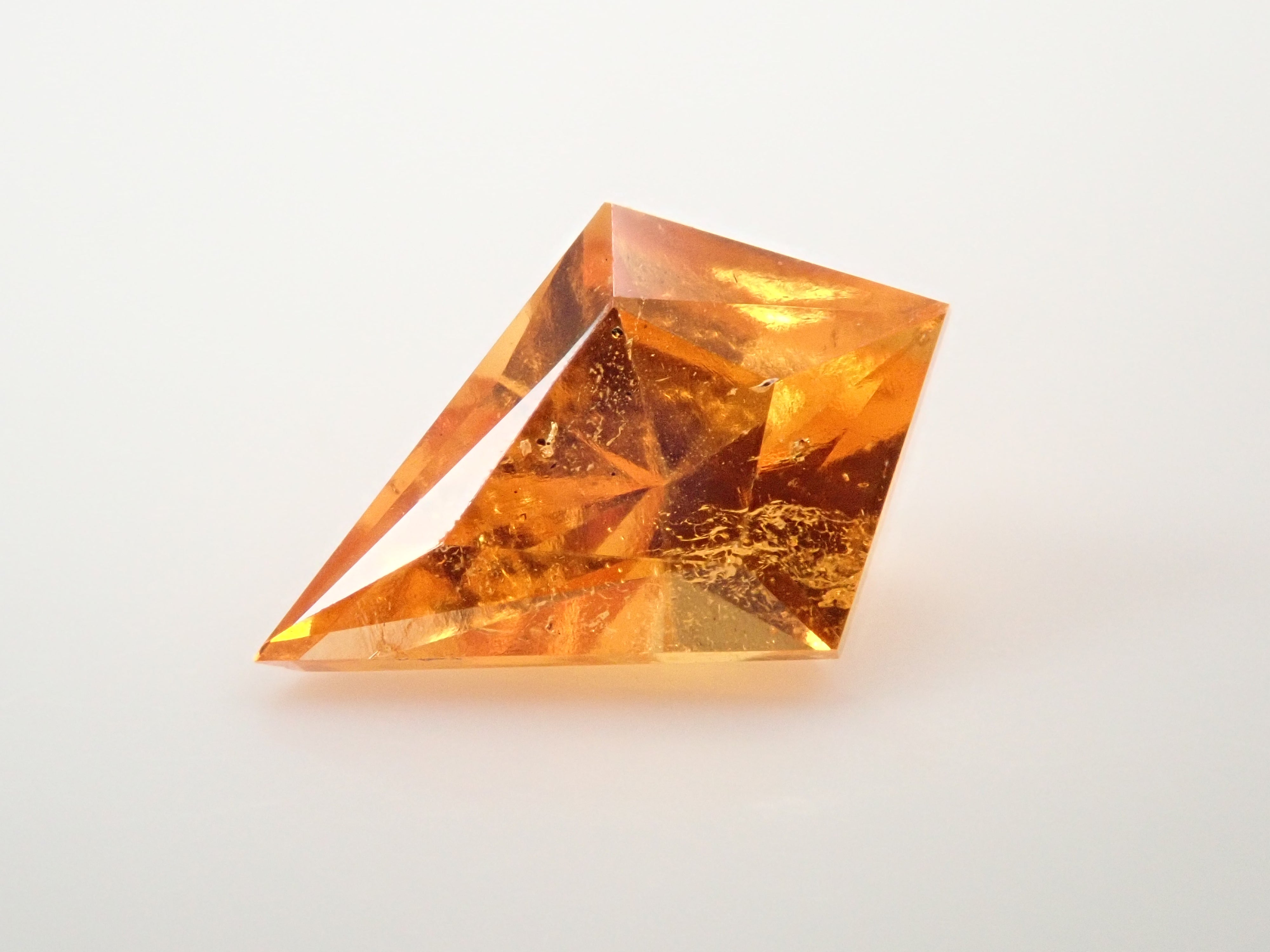 【1/25 22時販売】タンザニア産マンダリンガーネット 0.315ctルース