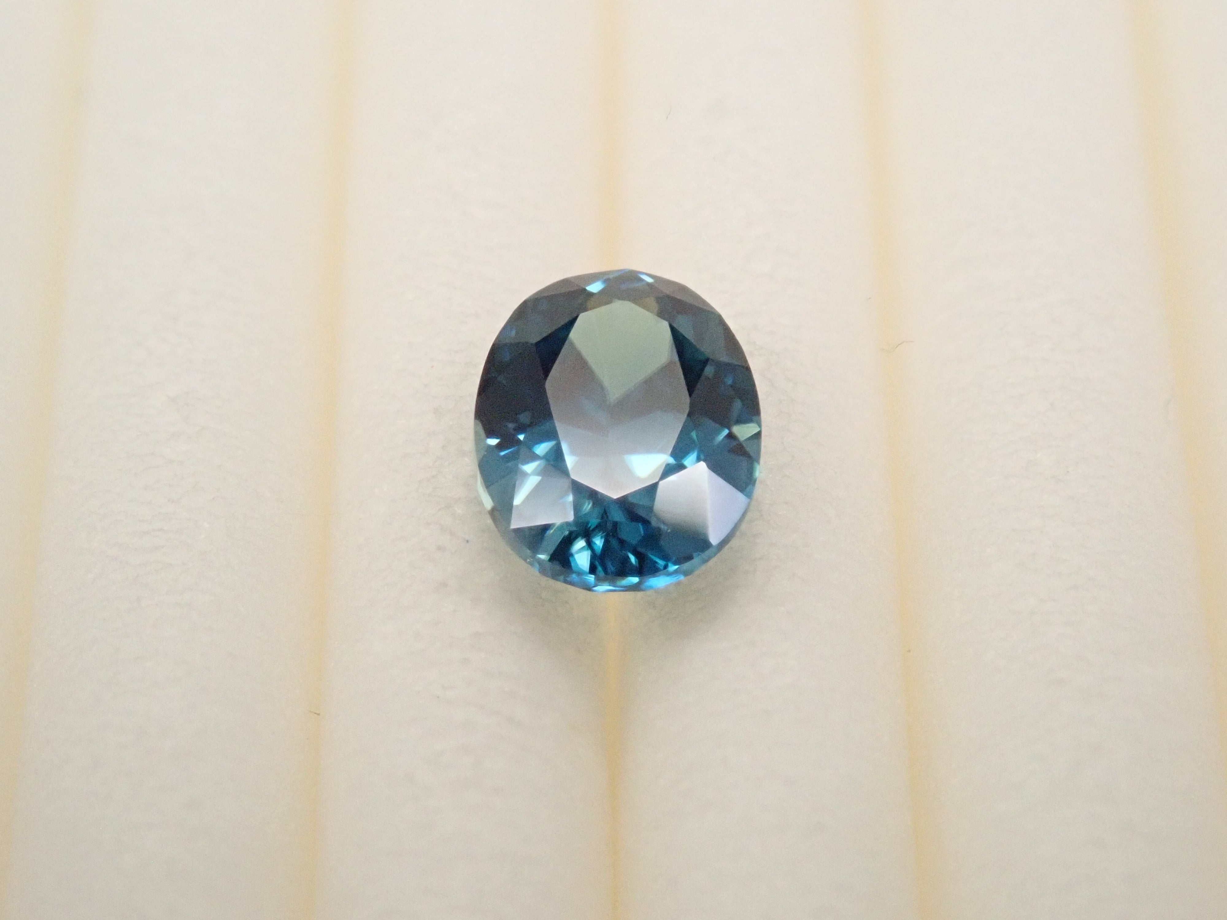 【1/24 22時販売】カンボジア産ブルージルコン(ラタナキリブルー) 0.537ctルース