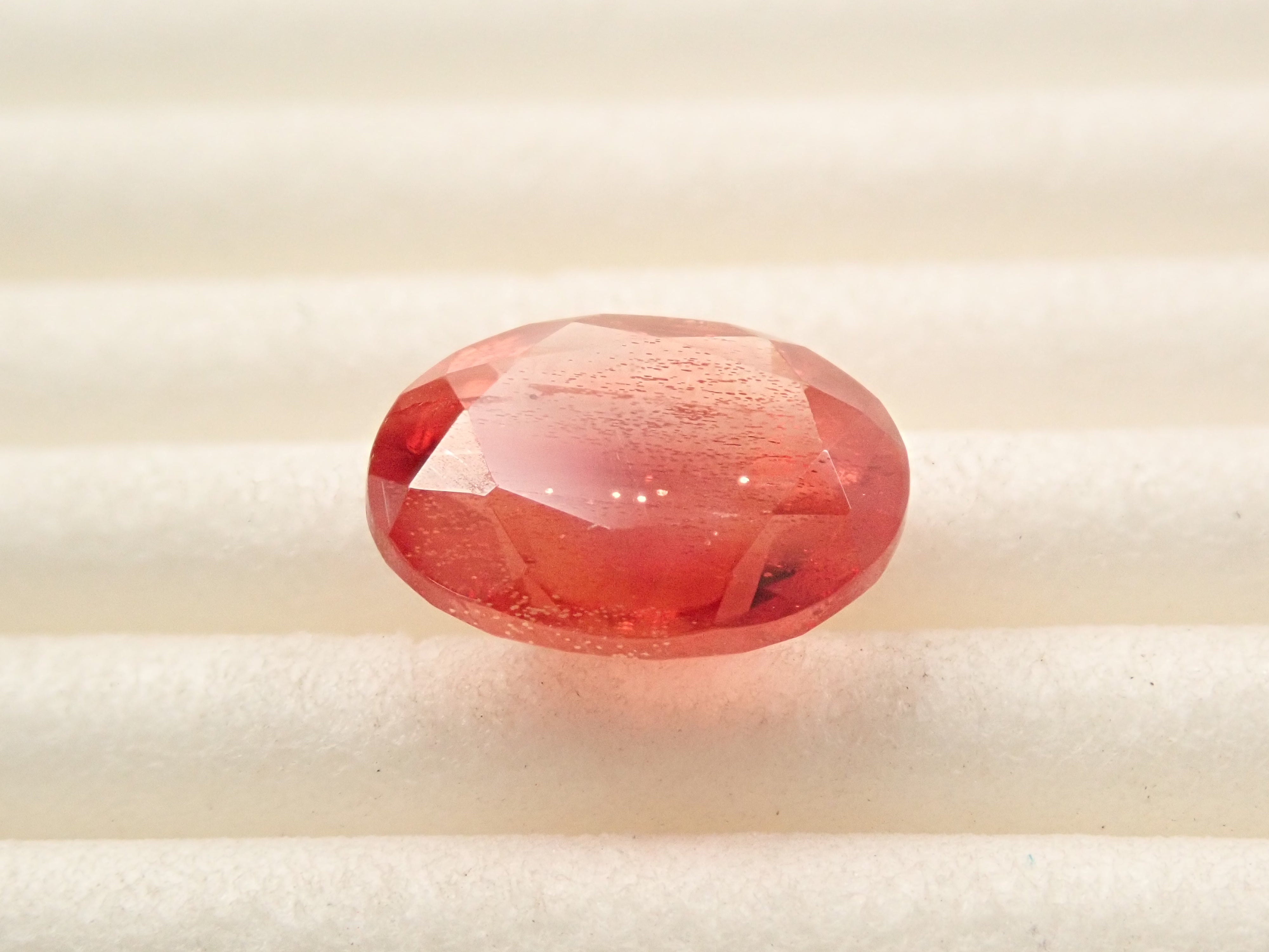 【1/31 22時販売】アメリカ産オレゴンサンストーン 1.869ctルース